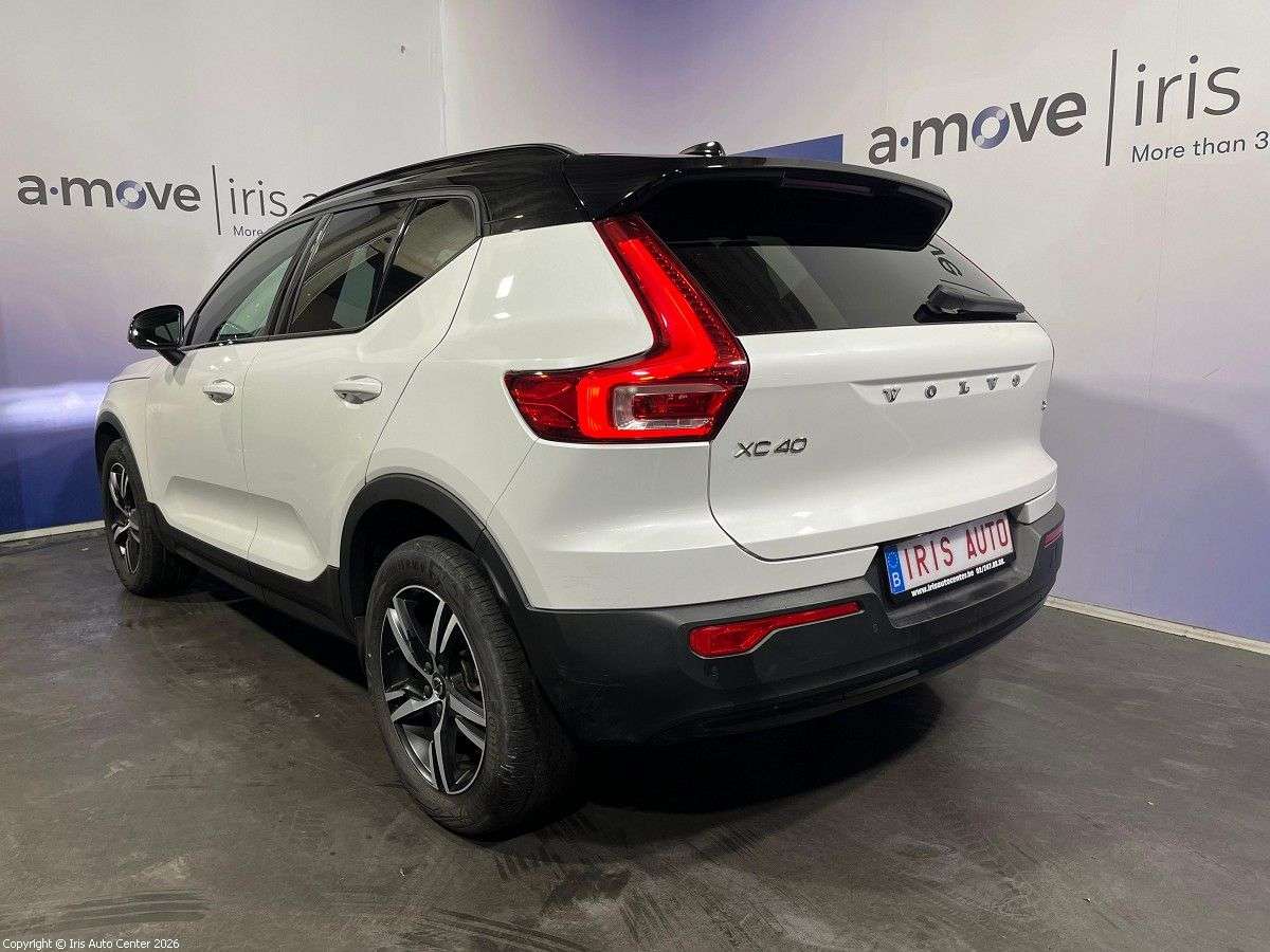 Volvo XC40 T2 R-DESIGN | CARPLAY | KEY-LESS | CRUISE