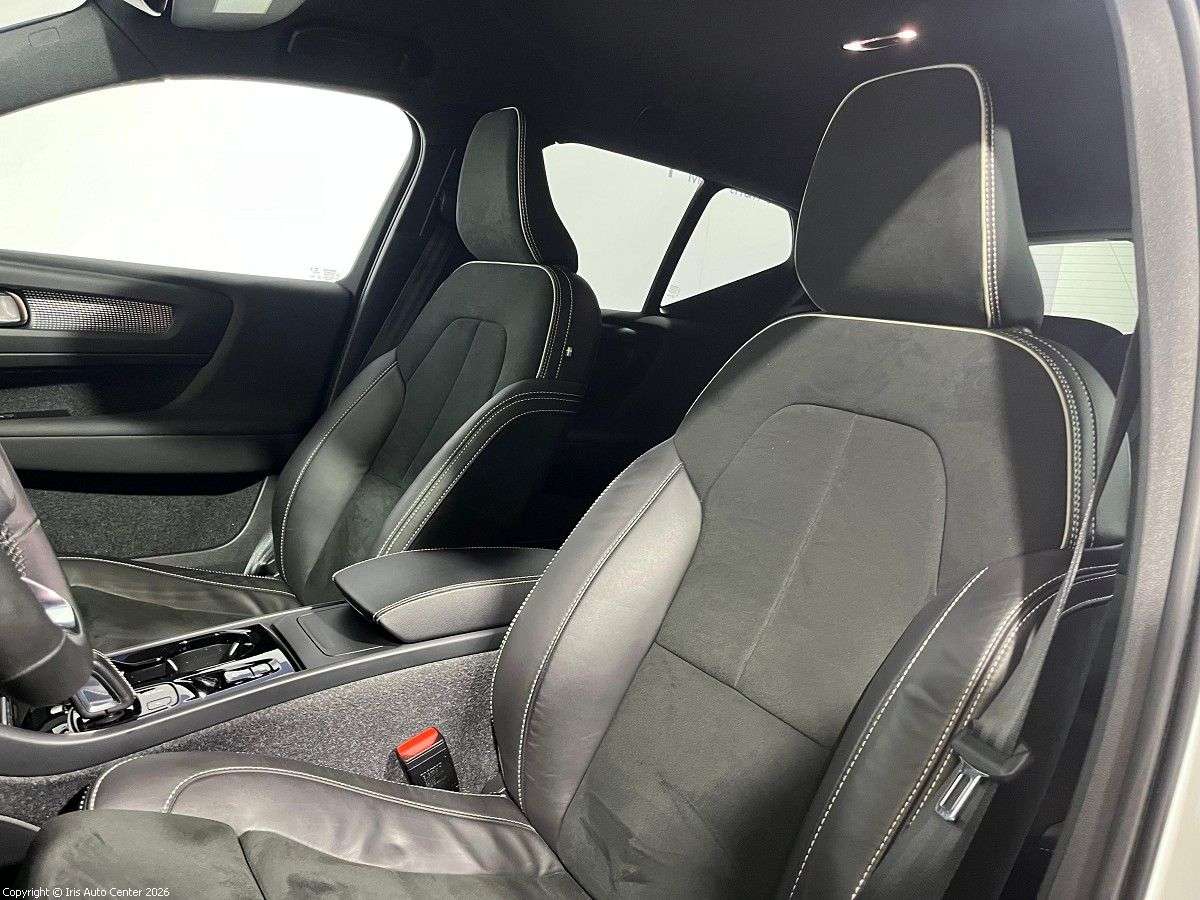 Volvo XC40 T2 R-DESIGN | CARPLAY | KEY-LESS | CRUISE