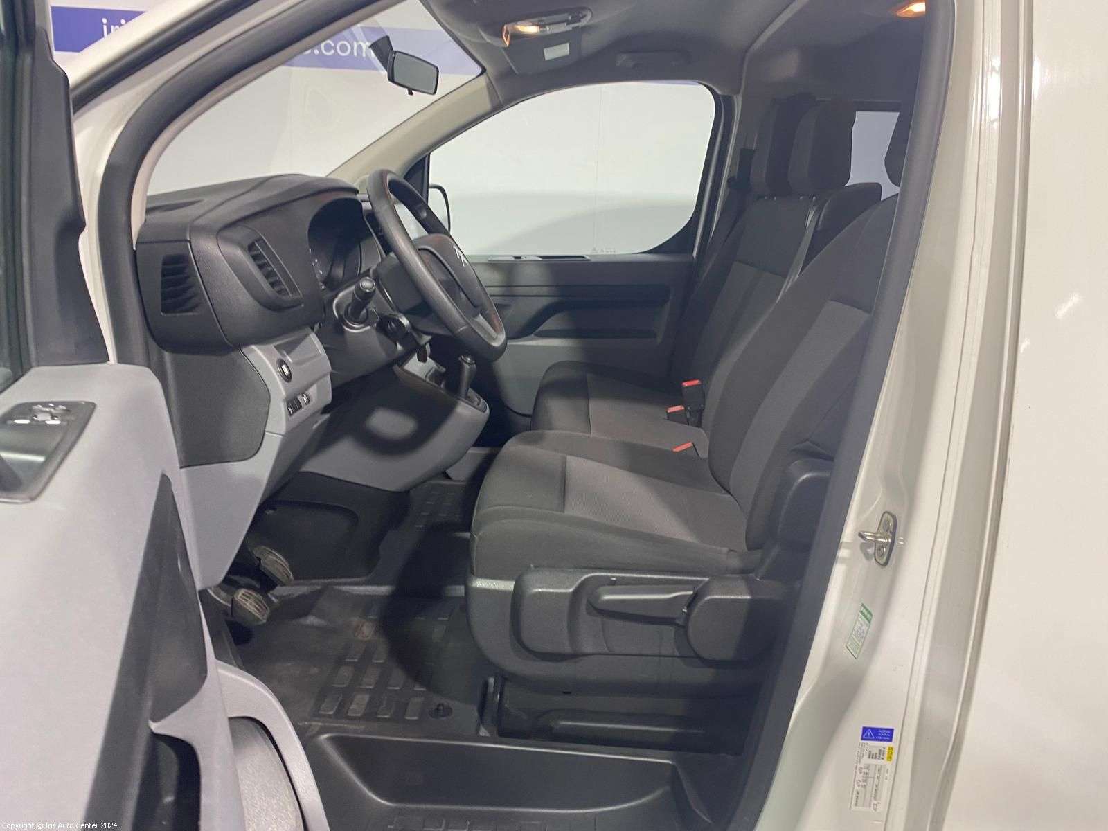 Citroen Jumpy 1.5 | NAVI | CAR PLAY | 9 PLACES | CAPTEURS AR
