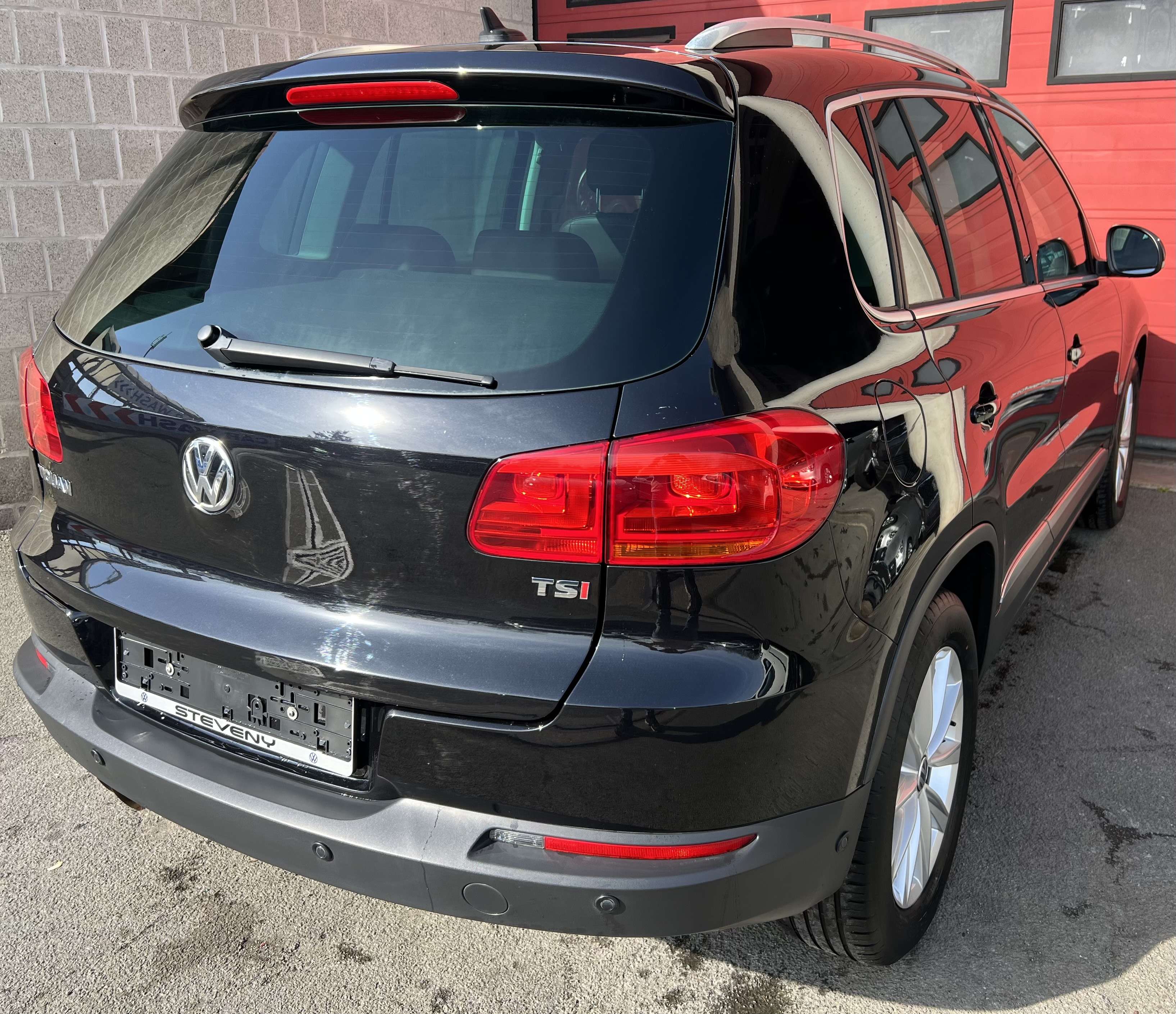 Volkswagen Tiguan 1.4 TSI + CUIR + NAVI