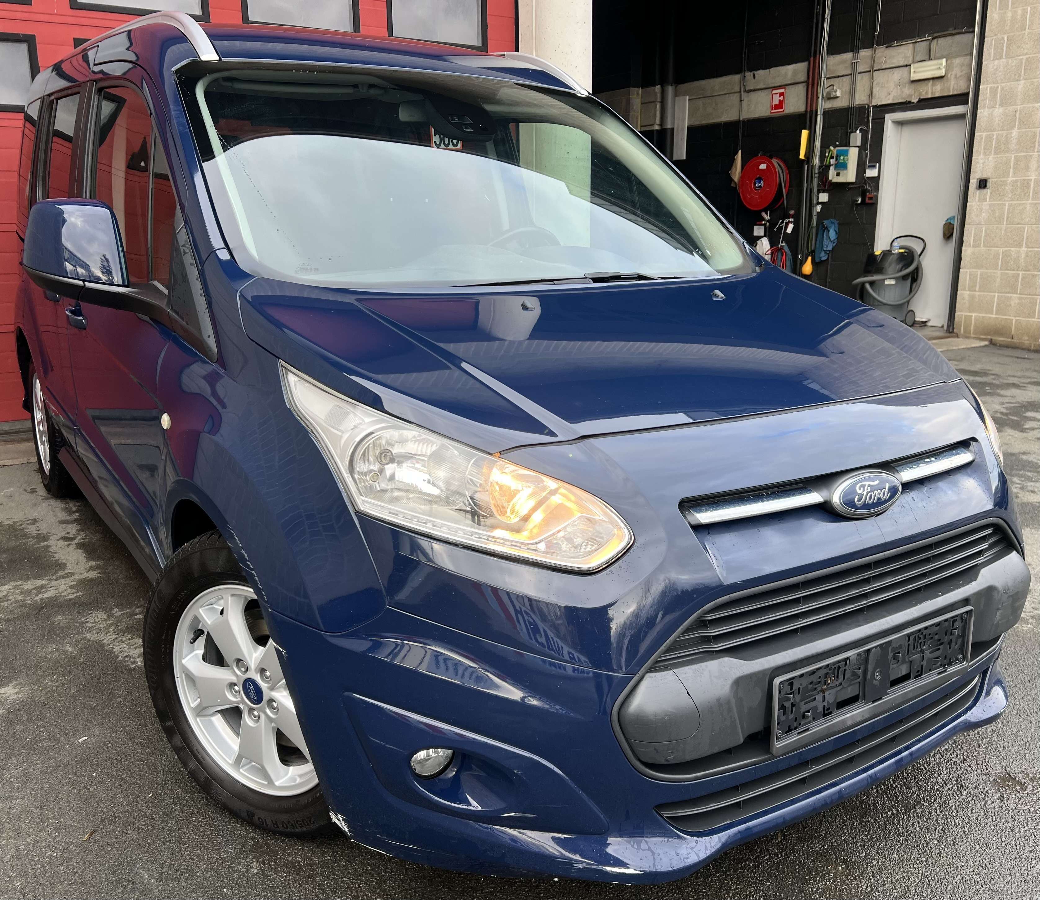 Ford Transit Connect 1.0 EcoBoost Trend + CLIM + 5 PL + JANTES