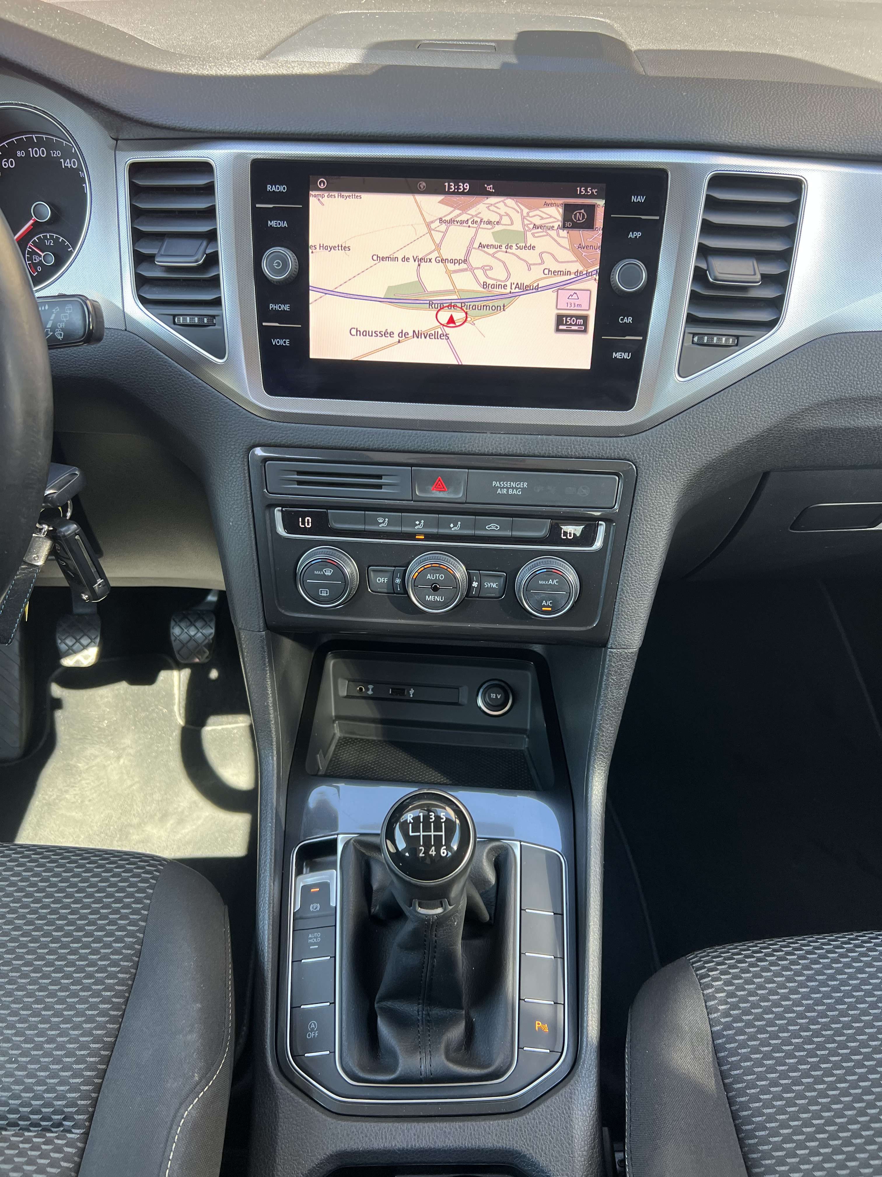 Volkswagen Golf Sportsvan 1.0i TSI BMT Comfortline + CAMÉRA + NAVI + CLIM