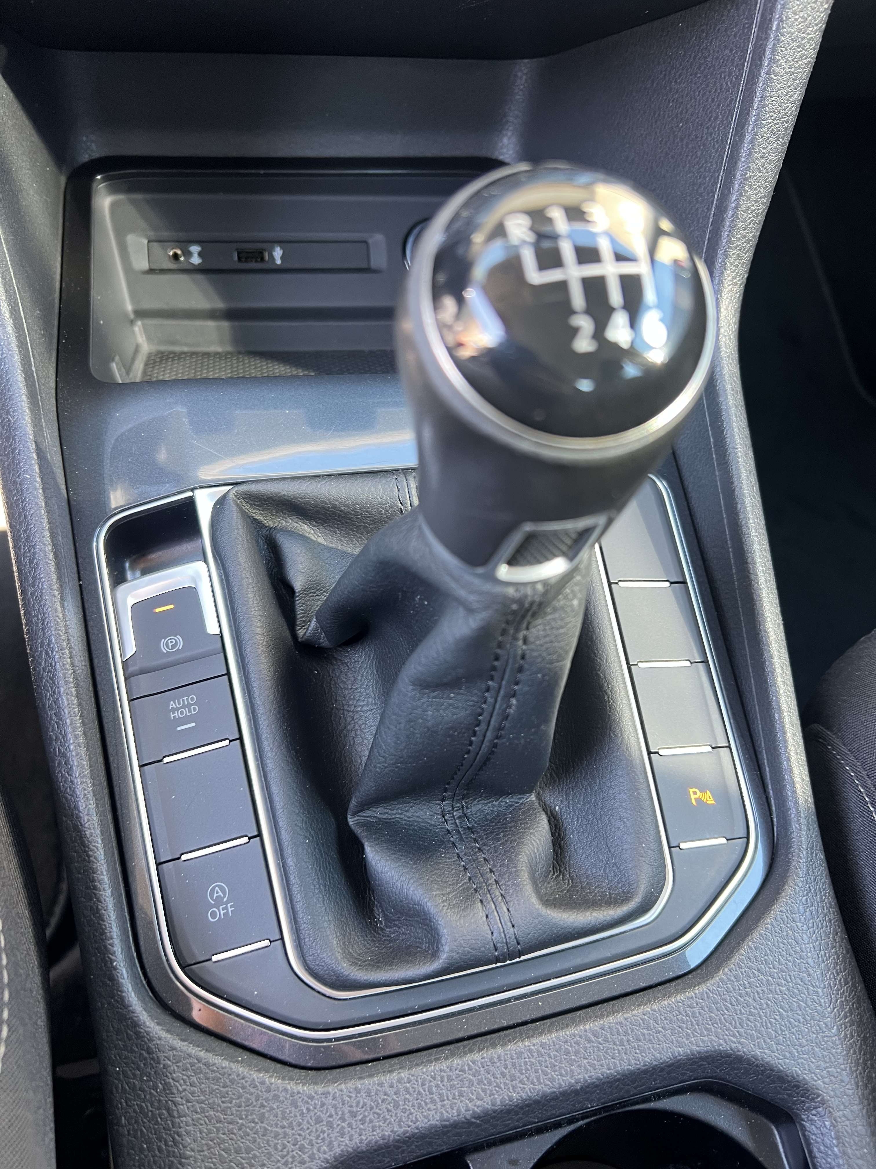 Volkswagen Golf Sportsvan 1.0i TSI BMT Comfortline + CAMÉRA + NAVI + CLIM