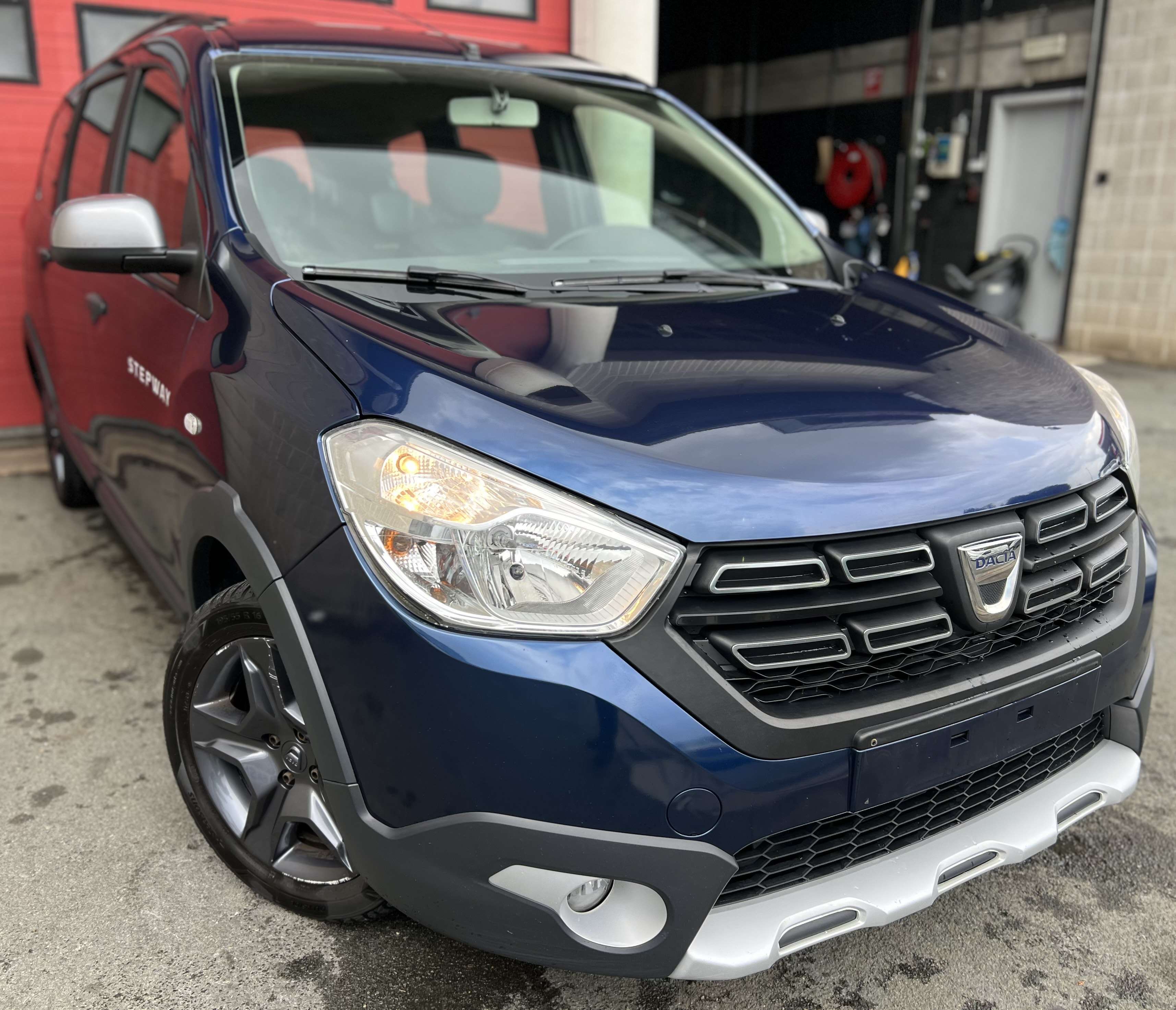 Dacia Lodgy Stepway 1.2 TCe Explorer+ 7 PL +CLIM +CAMÉRA +NAV