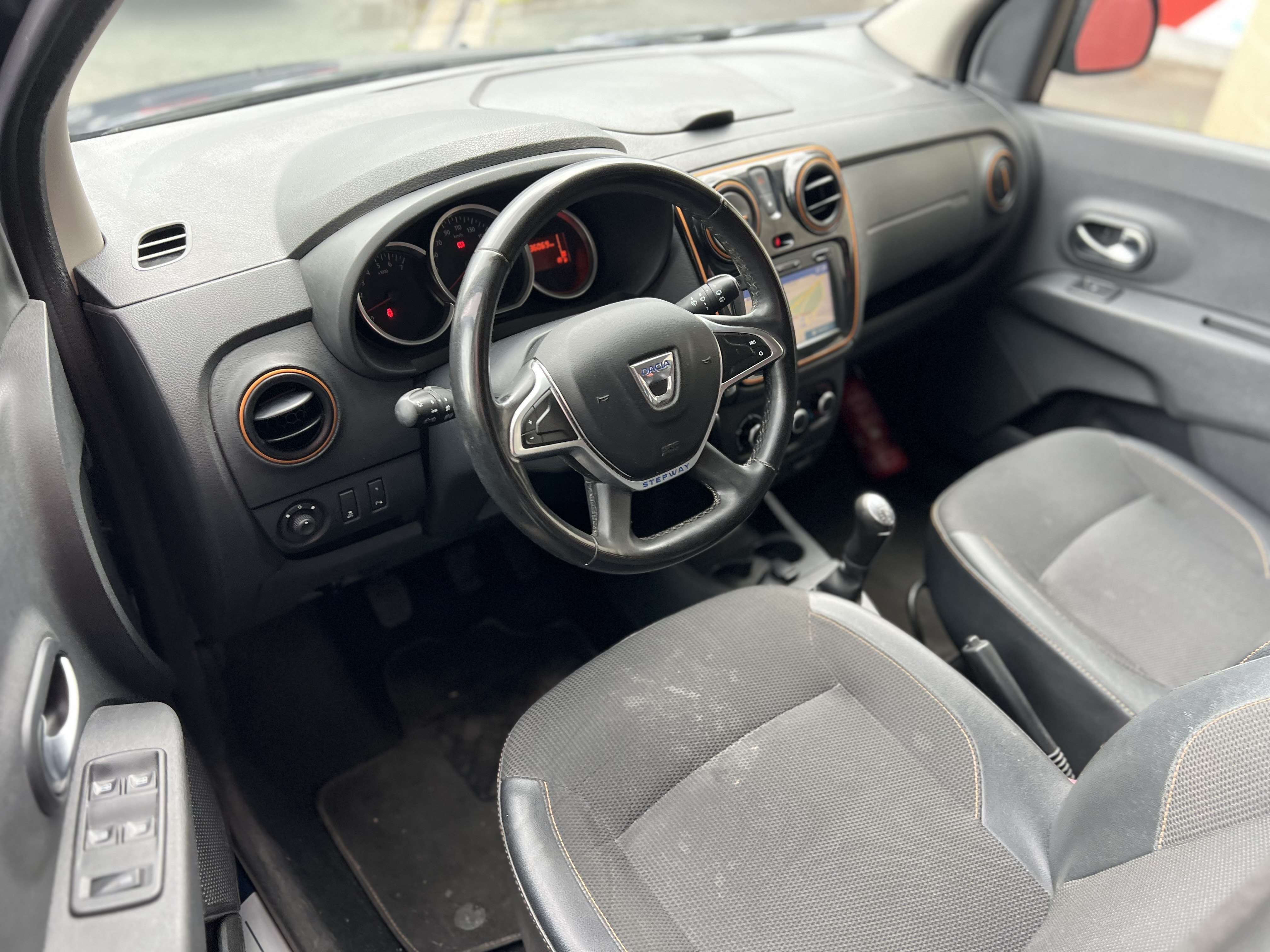 Dacia Lodgy Stepway 1.2 TCe Explorer+ 7 PL +CLIM +CAMÉRA +NAV