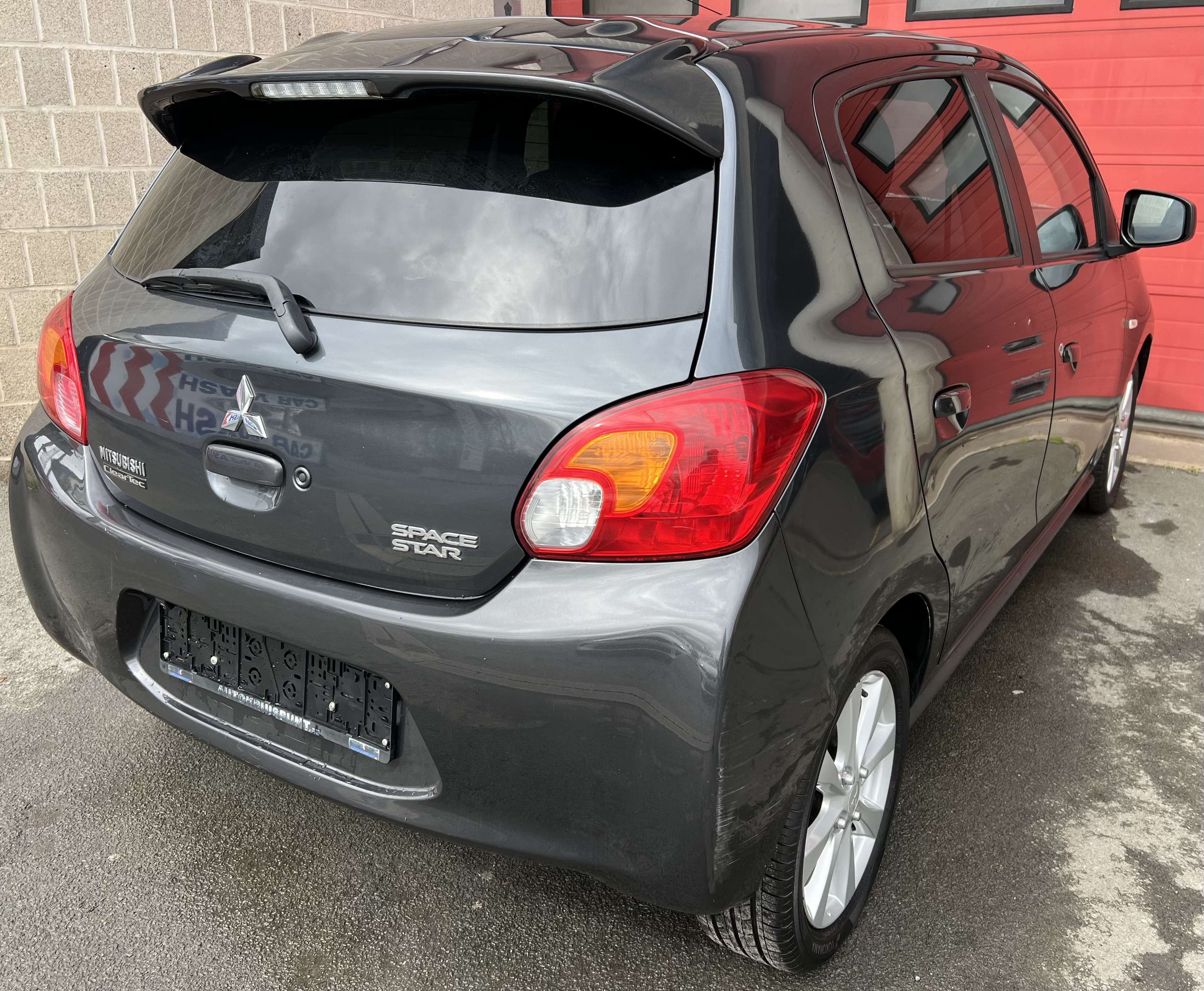 Mitsubishi Space Star 1.2i ClearTec Touch Edition CVT + CAMÉRA + CLIM