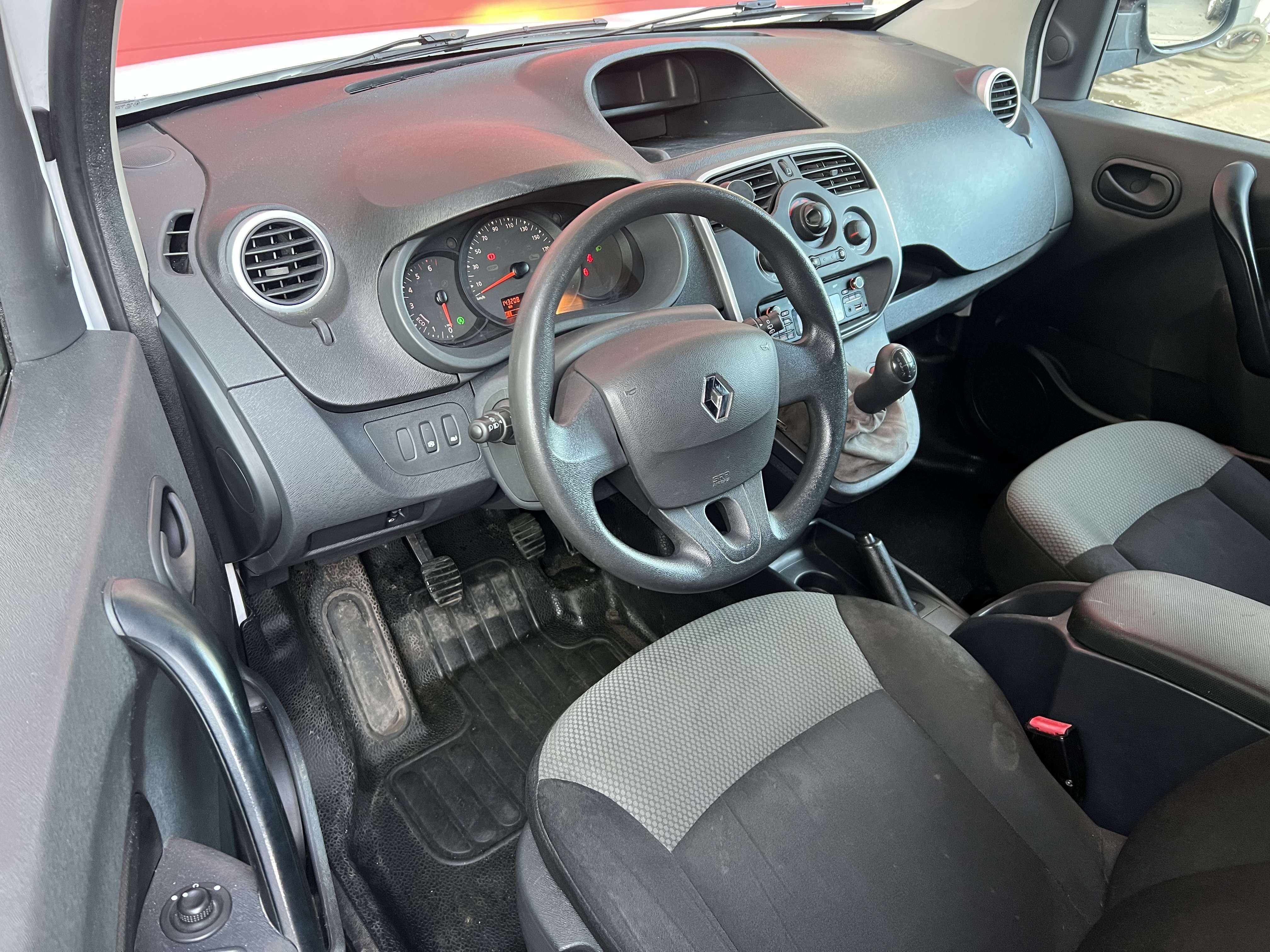 Renault Kangoo 1.5 dCi Energy Confort + EURO 6b + CLIM + CAR-PASS