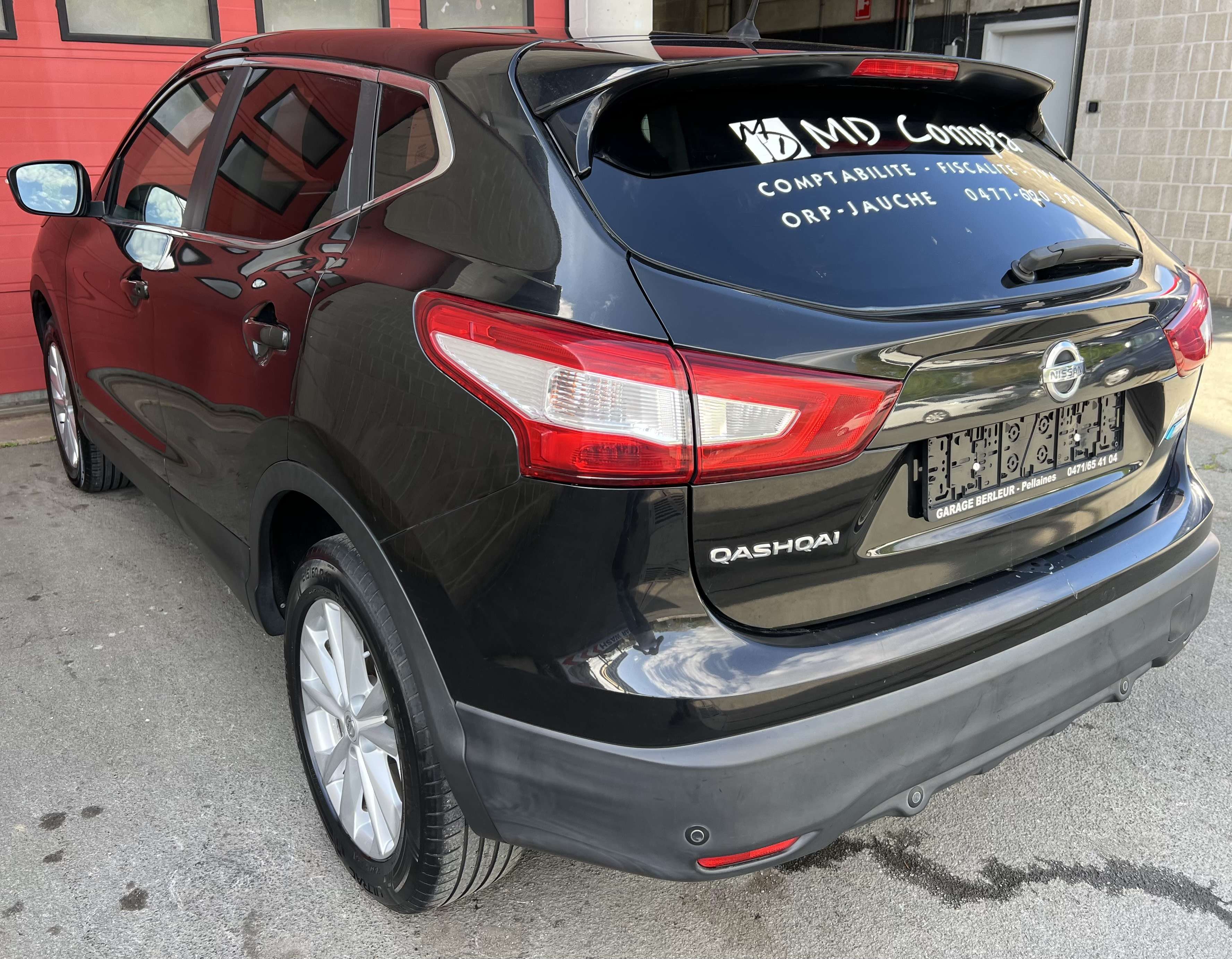 Nissan Qashqai 1.6 dCi 2WD Acenta (6.570 € HTVA) CAMÉRA + NAVI