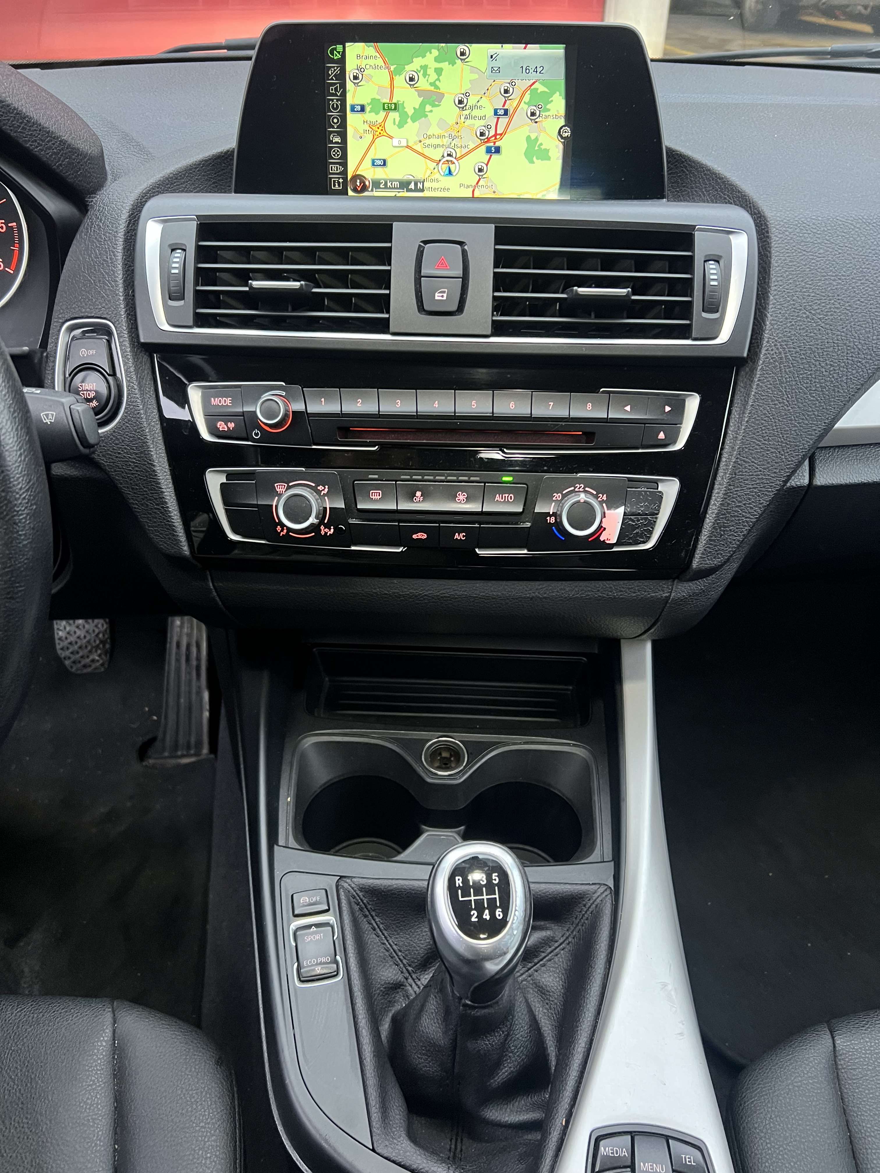 BMW 116 d Edition + NAVI + EURO 6b + CUIR