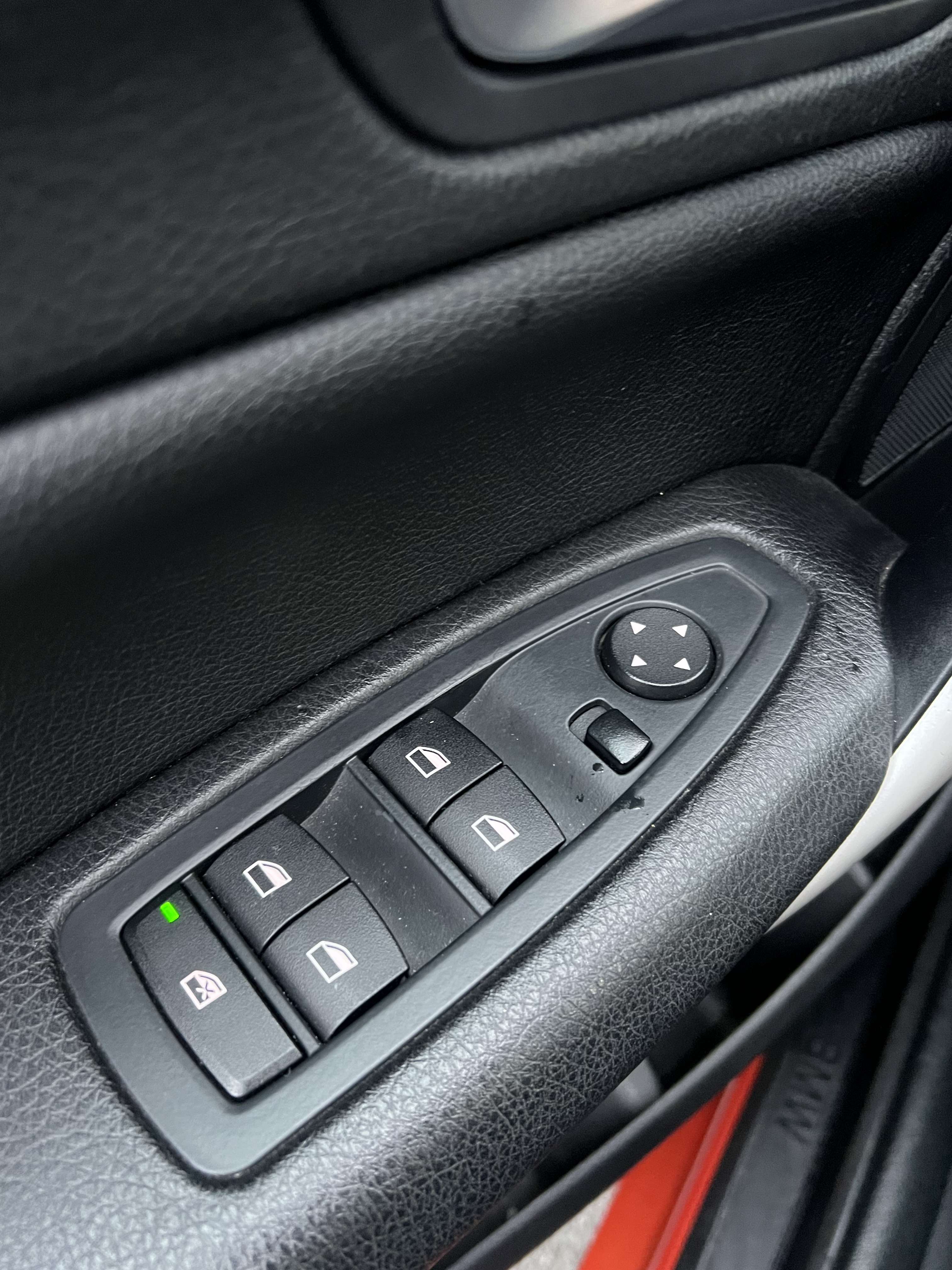 BMW 116 d Edition + NAVI + EURO 6b + CUIR