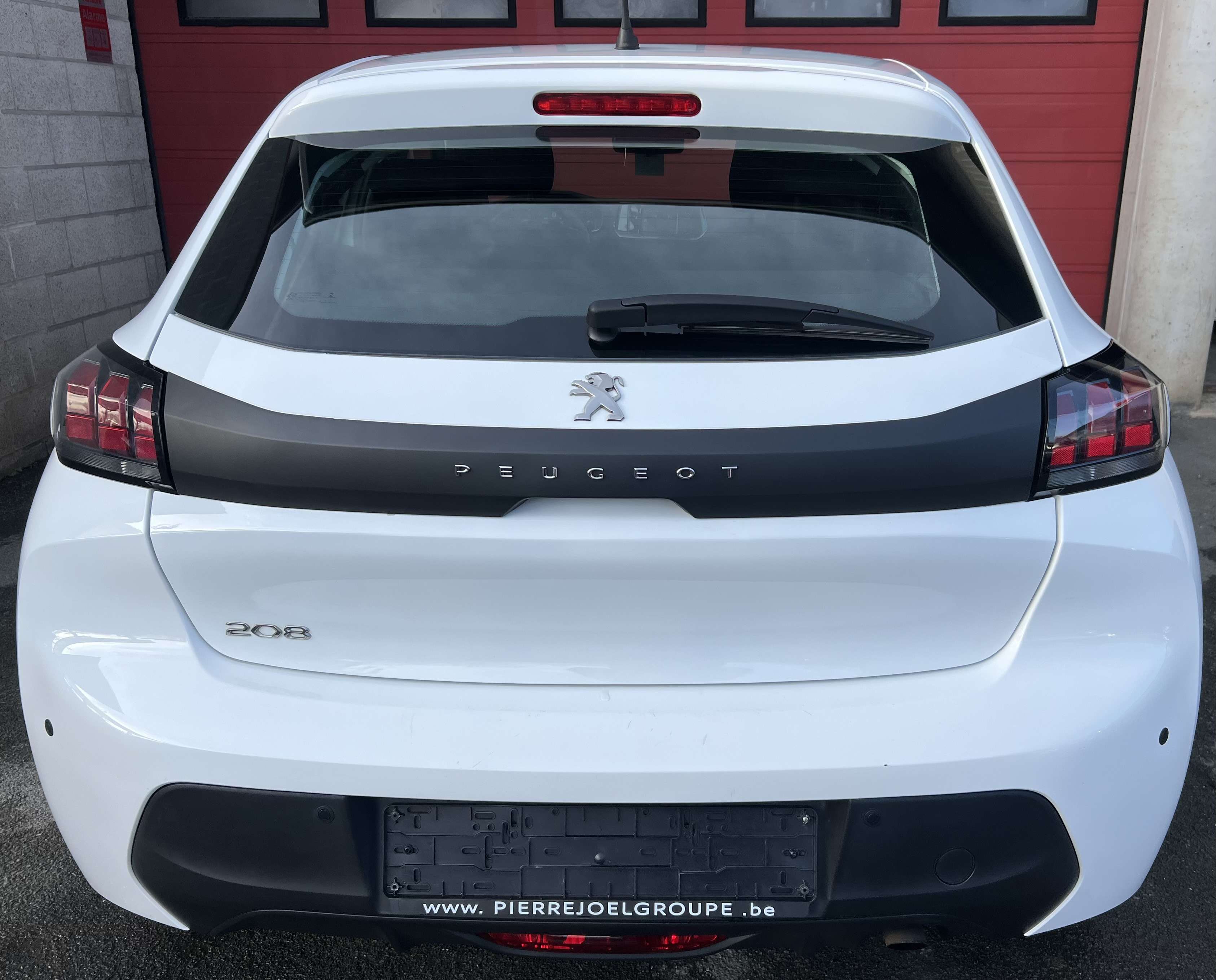 Peugeot 208 1.2i Like + CLIM + CAR-PASS