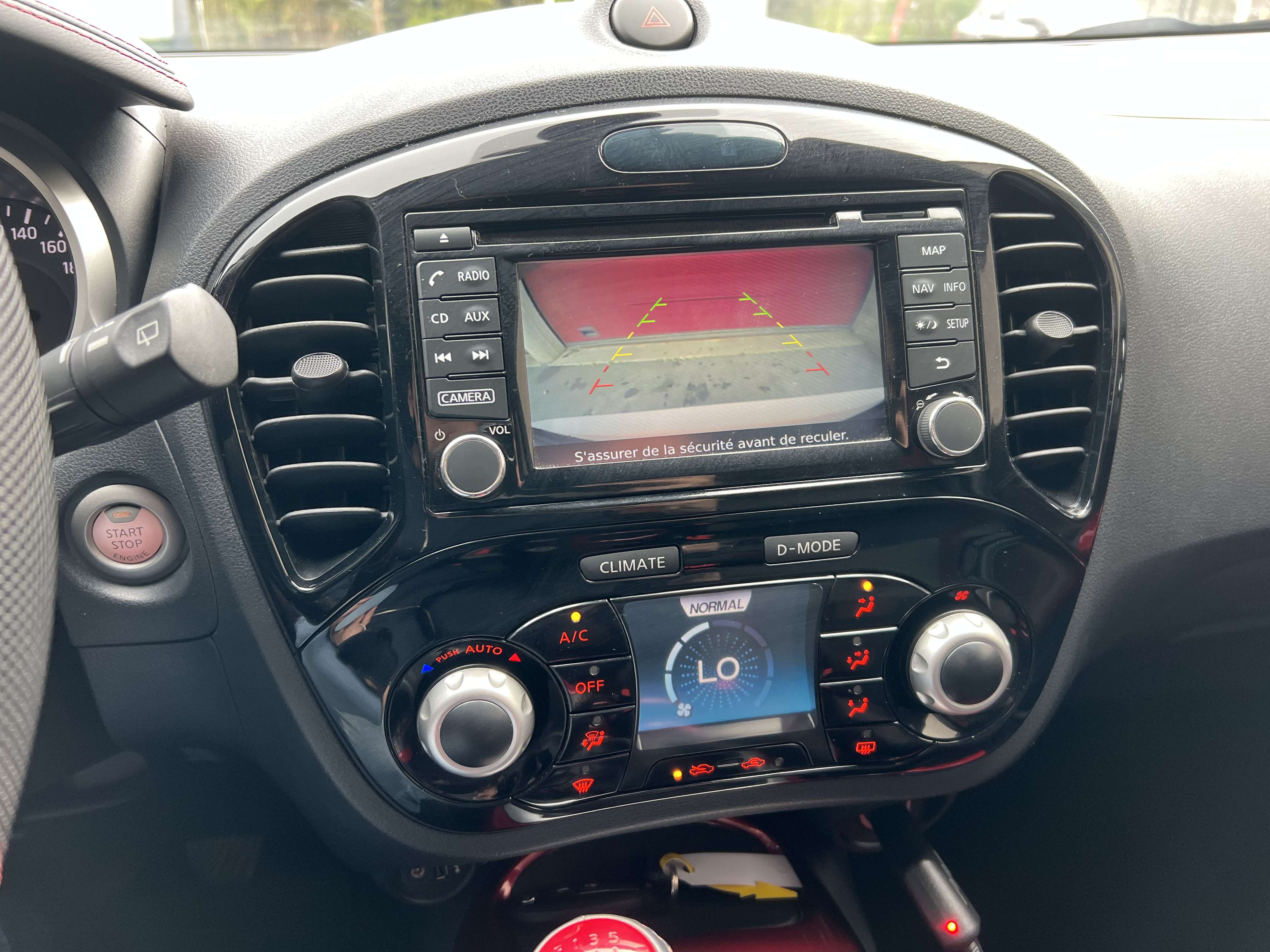 Nissan Juke 1.2 DIG-T 2WD N-Connecta +CAR-PASS +CAMÉRA +NAVI