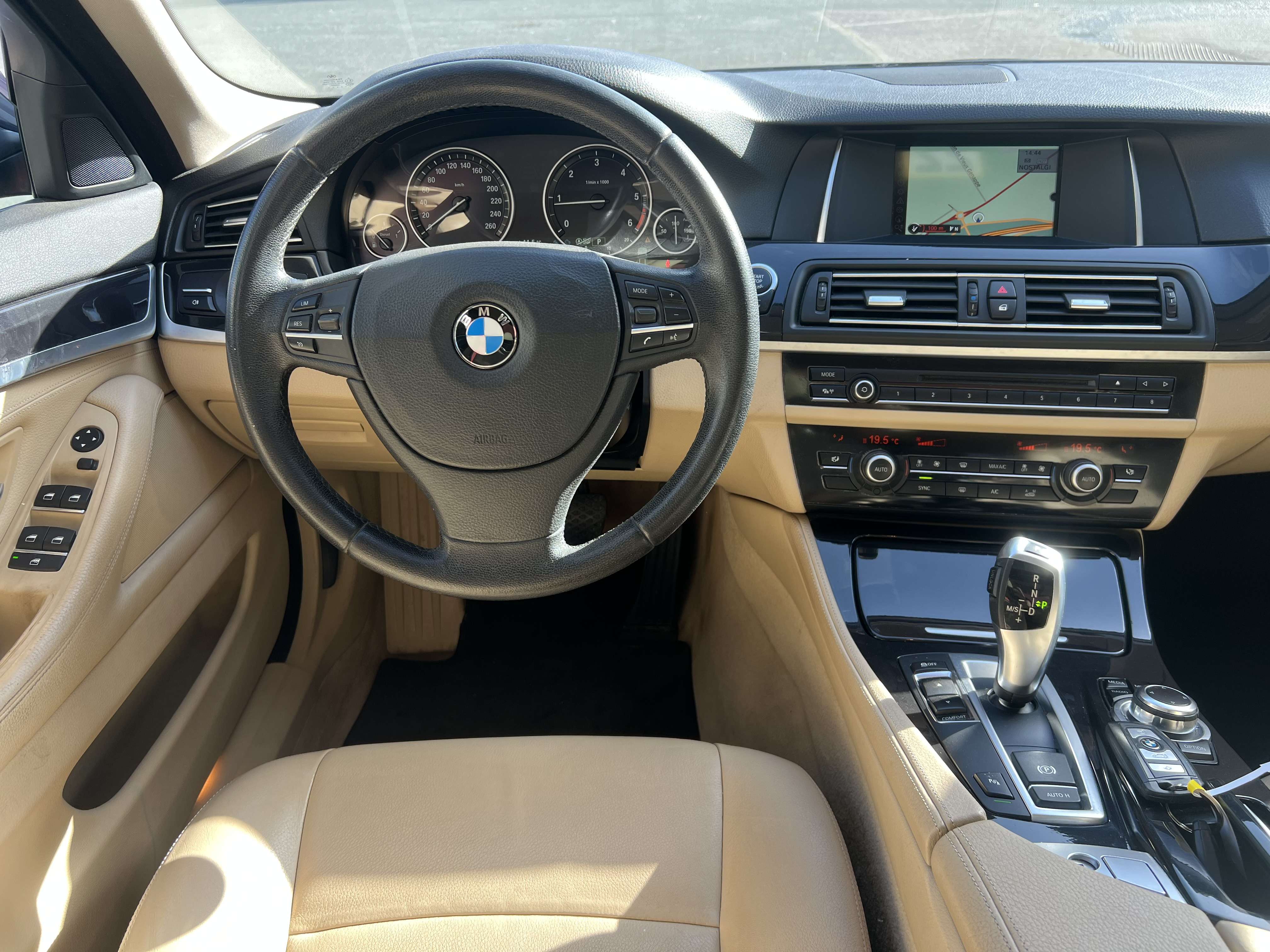 BMW 518 Touring dA + NAVI + BOITE AUTO + CUIR