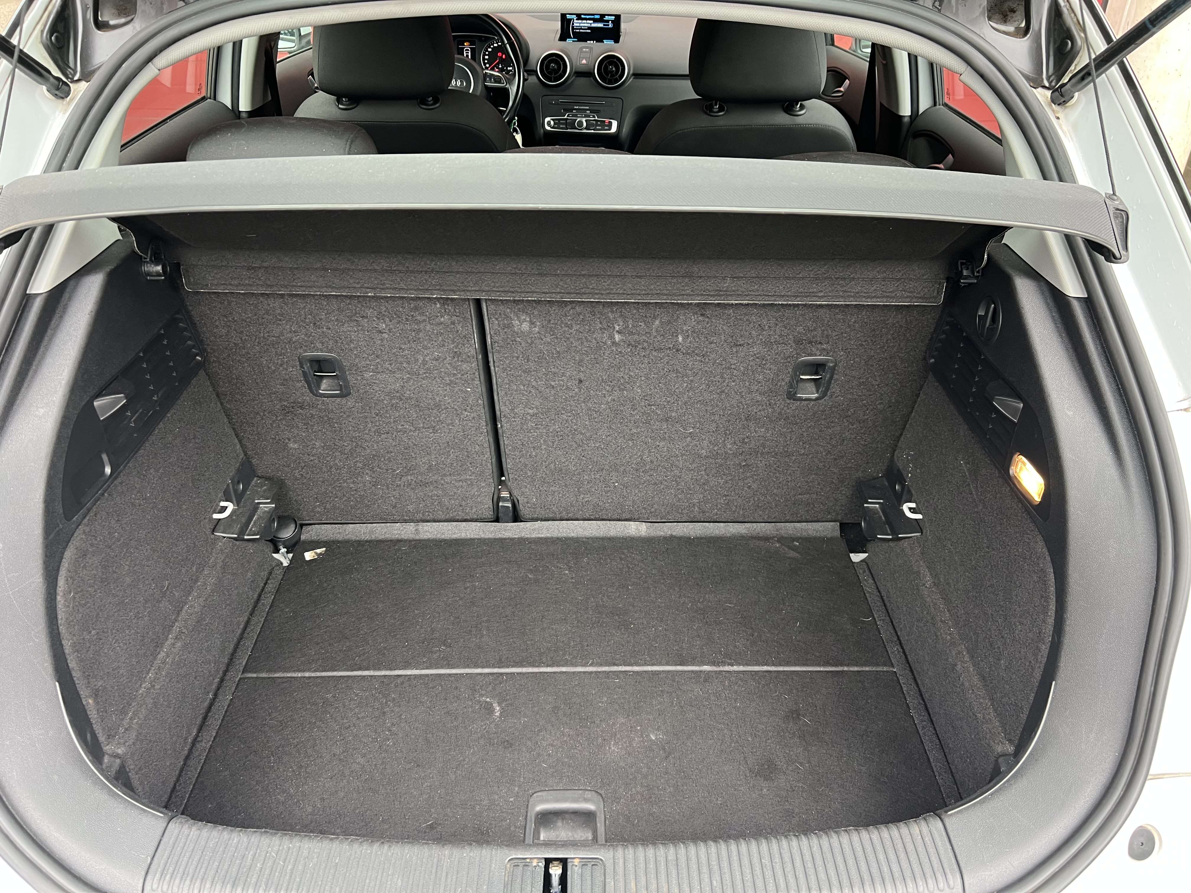 Audi A1 Sportback 1.4 TDi + NAVI + CLIM + EURO 6b