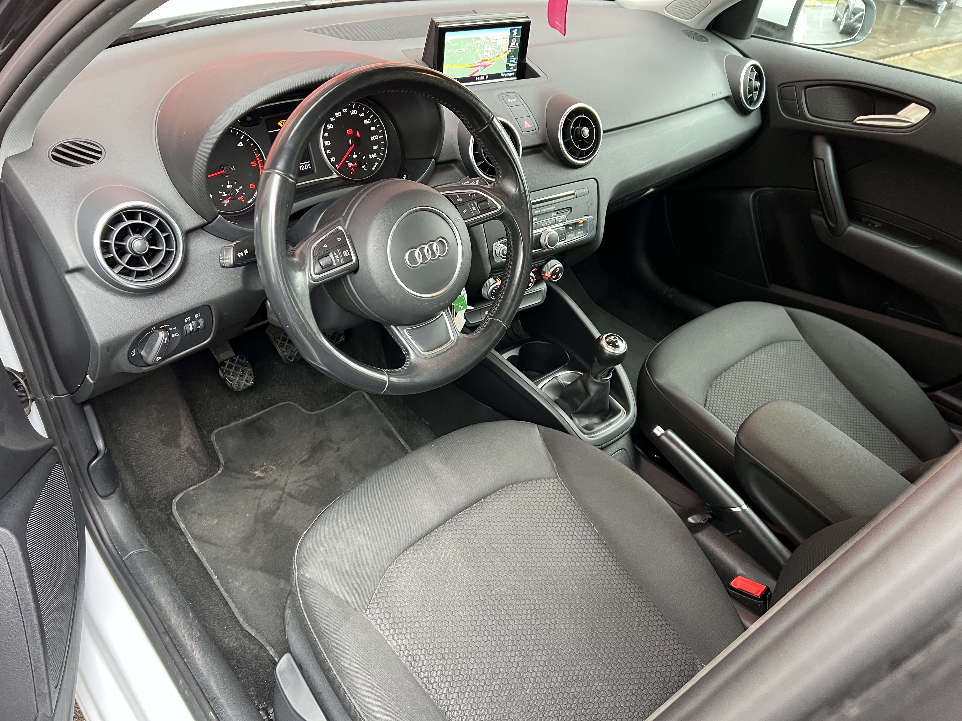Audi A1 Sportback 1.4 TDi + NAVI + CLIM + EURO 6b