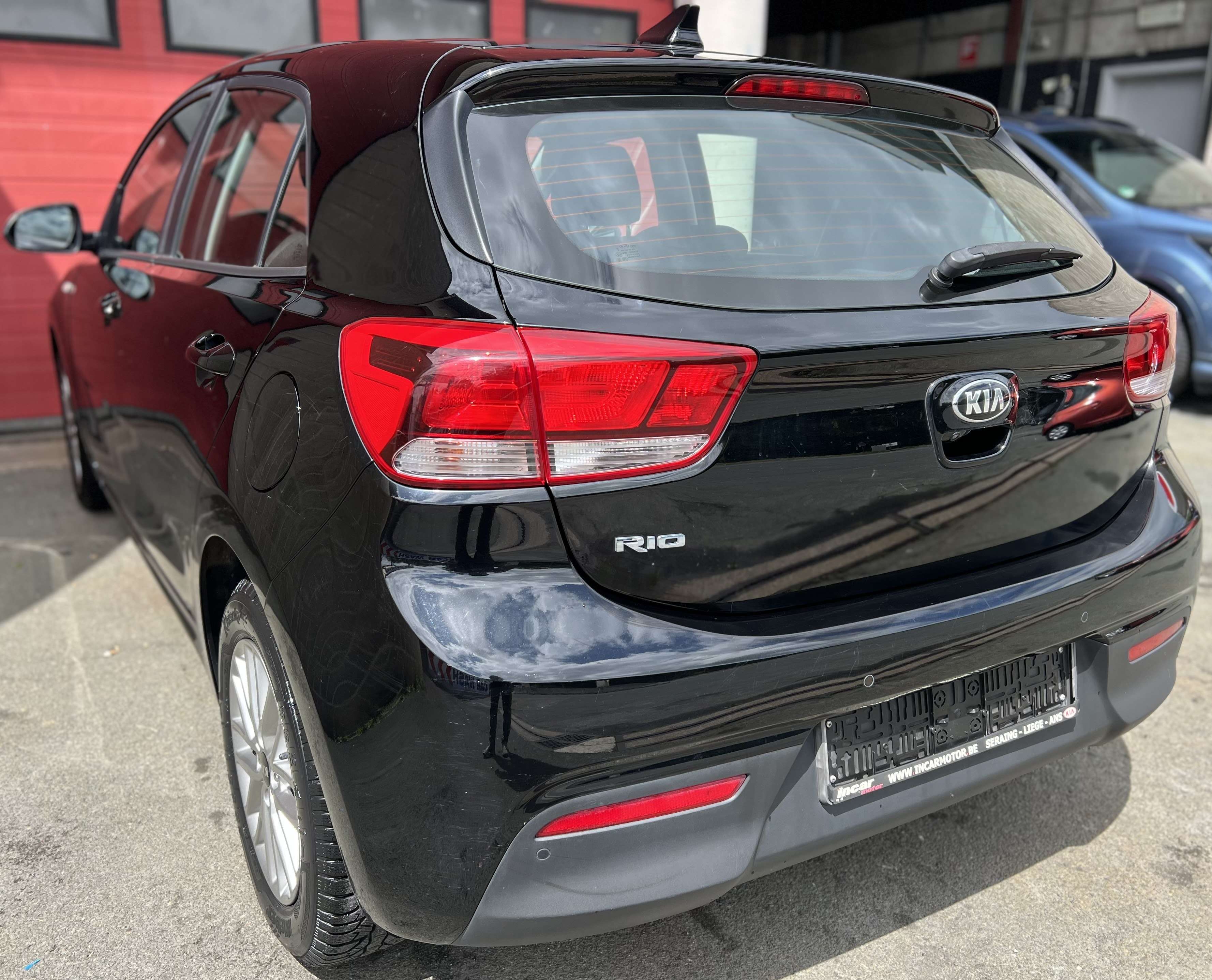 Kia Rio 1.2i Easy + CLIM + NAVI + CAR-PASS