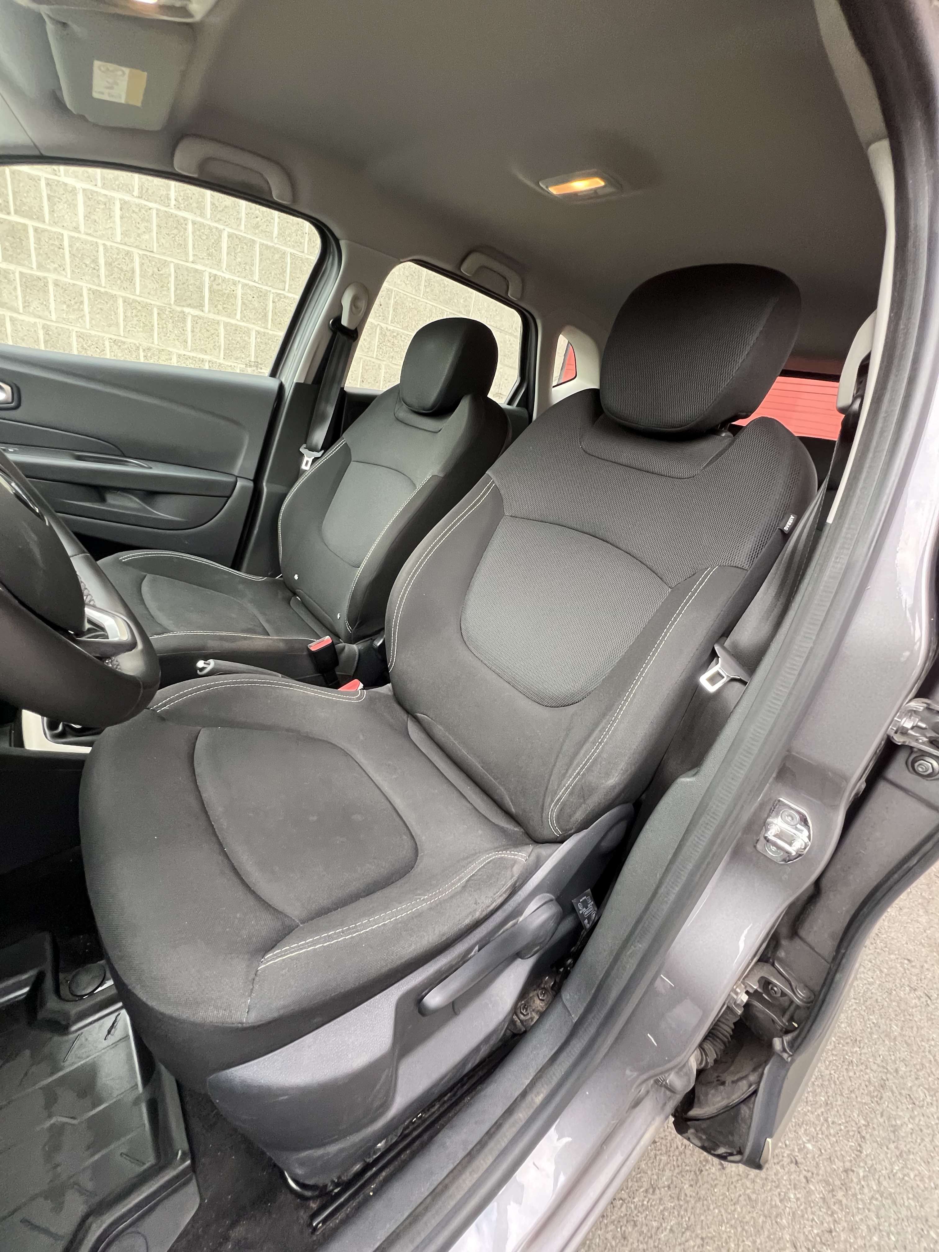 Renault Captur 0.9 TCe Zen + CLIM + CAR-PASS