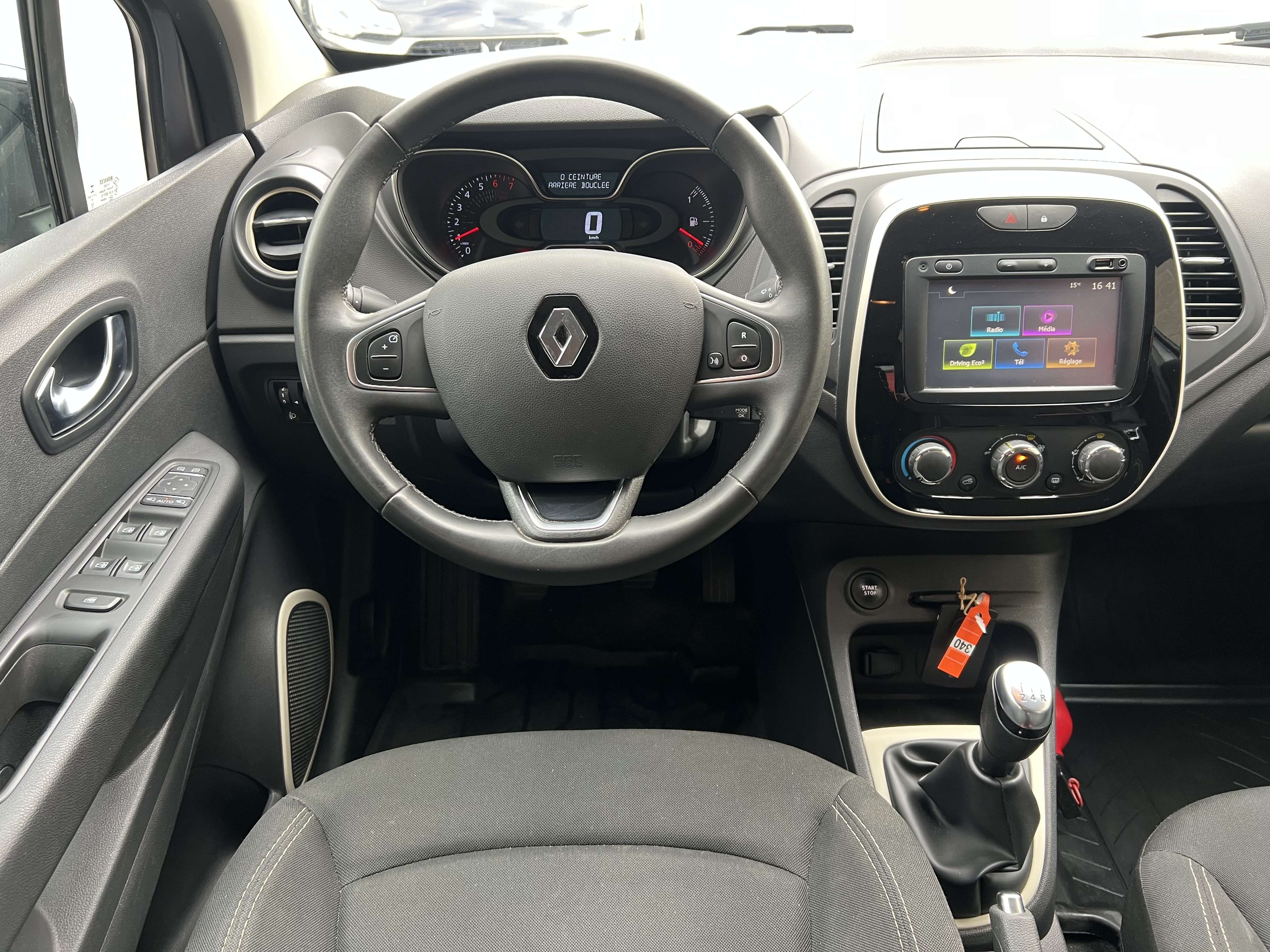 Renault Captur 0.9 TCe Zen + CLIM + CAR-PASS