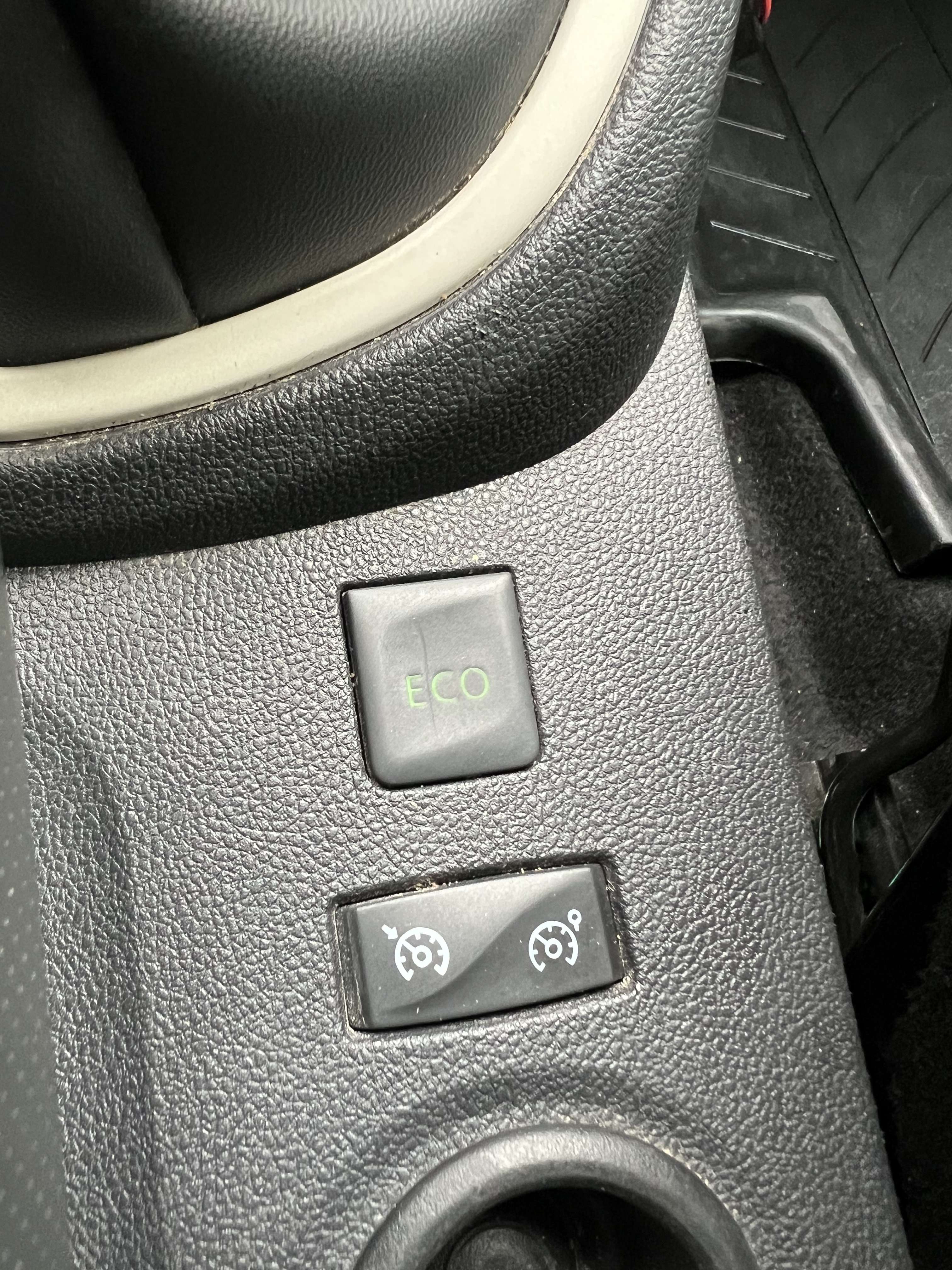 Renault Captur 0.9 TCe Zen + CLIM + CAR-PASS