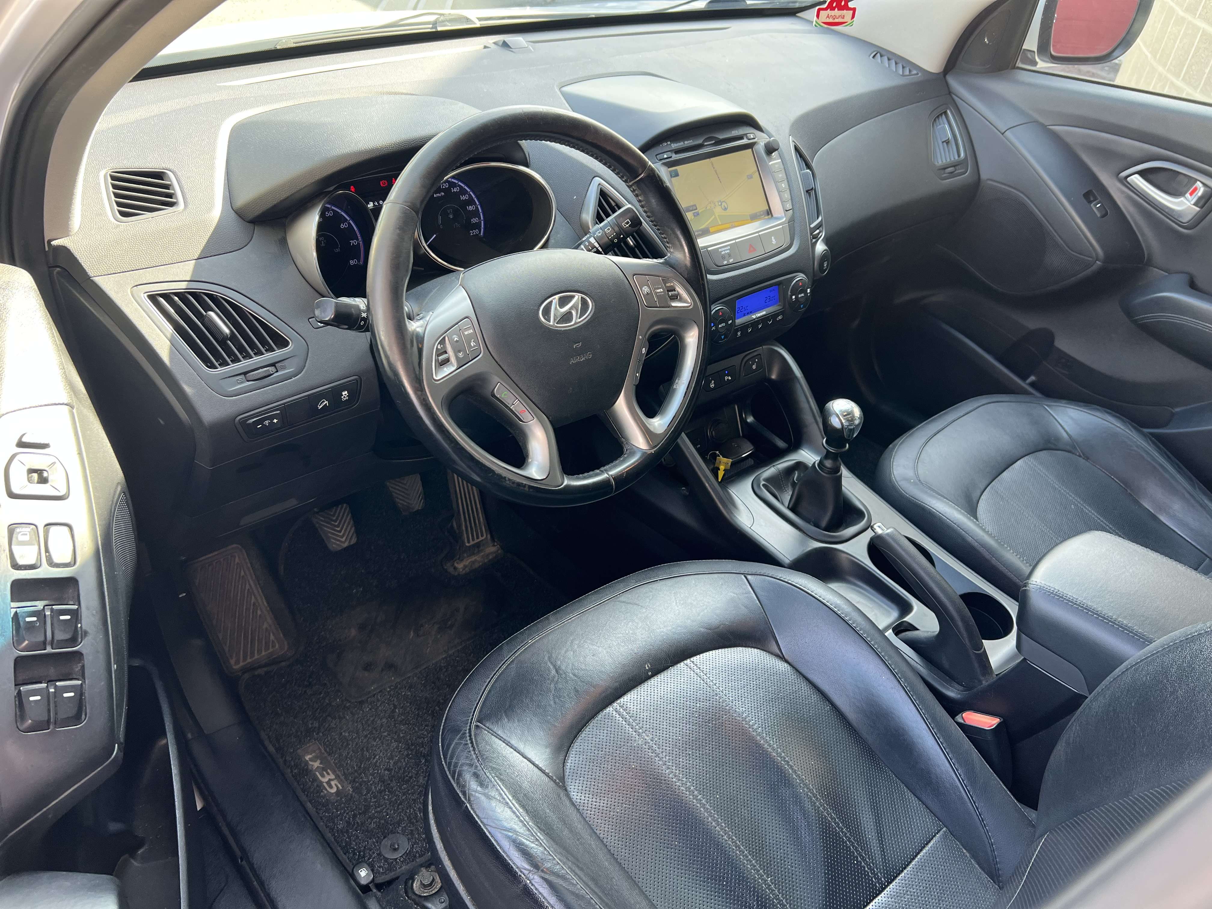 Hyundai iX35 1.6i 2WD Executive +CAR-PASS +CAMÉRA +NAVI +PANO
