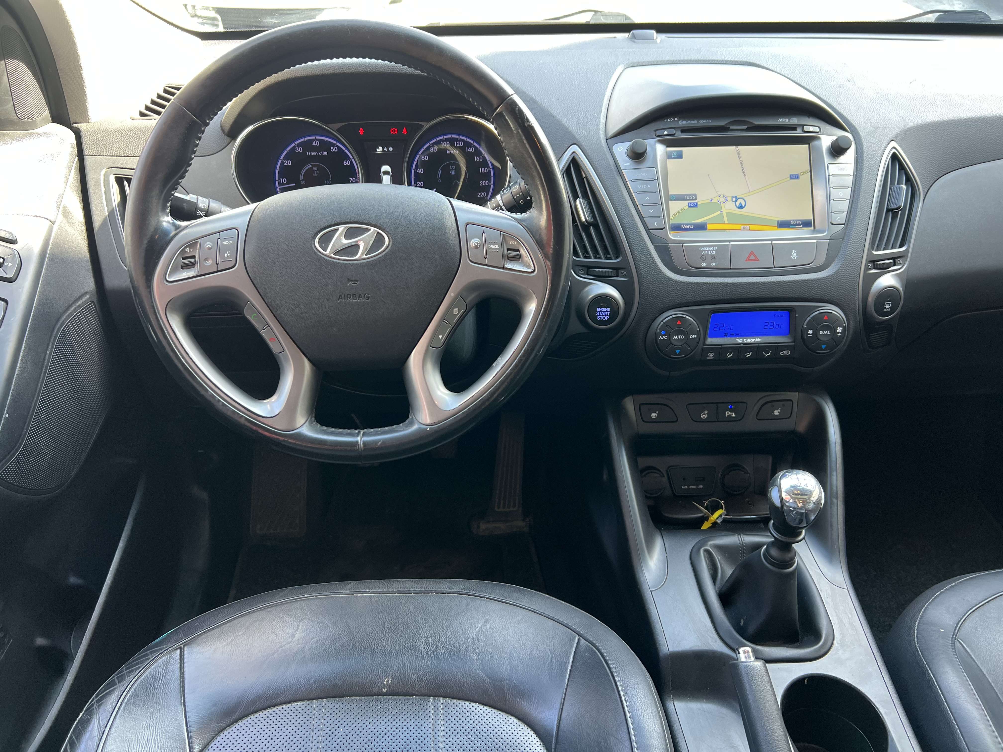 Hyundai iX35 1.6i 2WD Executive +CAR-PASS +CAMÉRA +NAVI +PANO