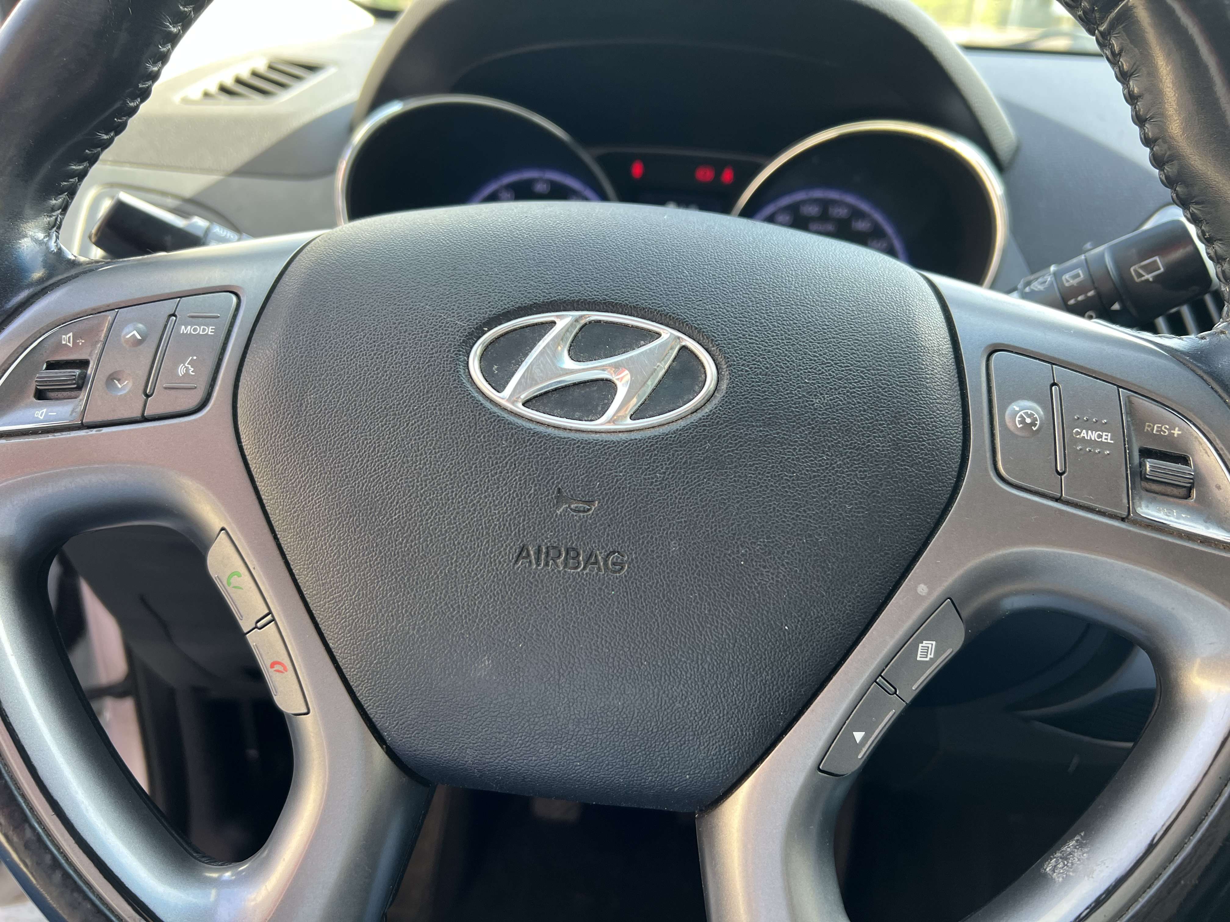 Hyundai iX35 1.6i 2WD Executive +CAR-PASS +CAMÉRA +NAVI +PANO