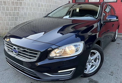 Volvo V60 2.0 D2 Dynamic Edition / EURO 6b + NAVI+ CARNET