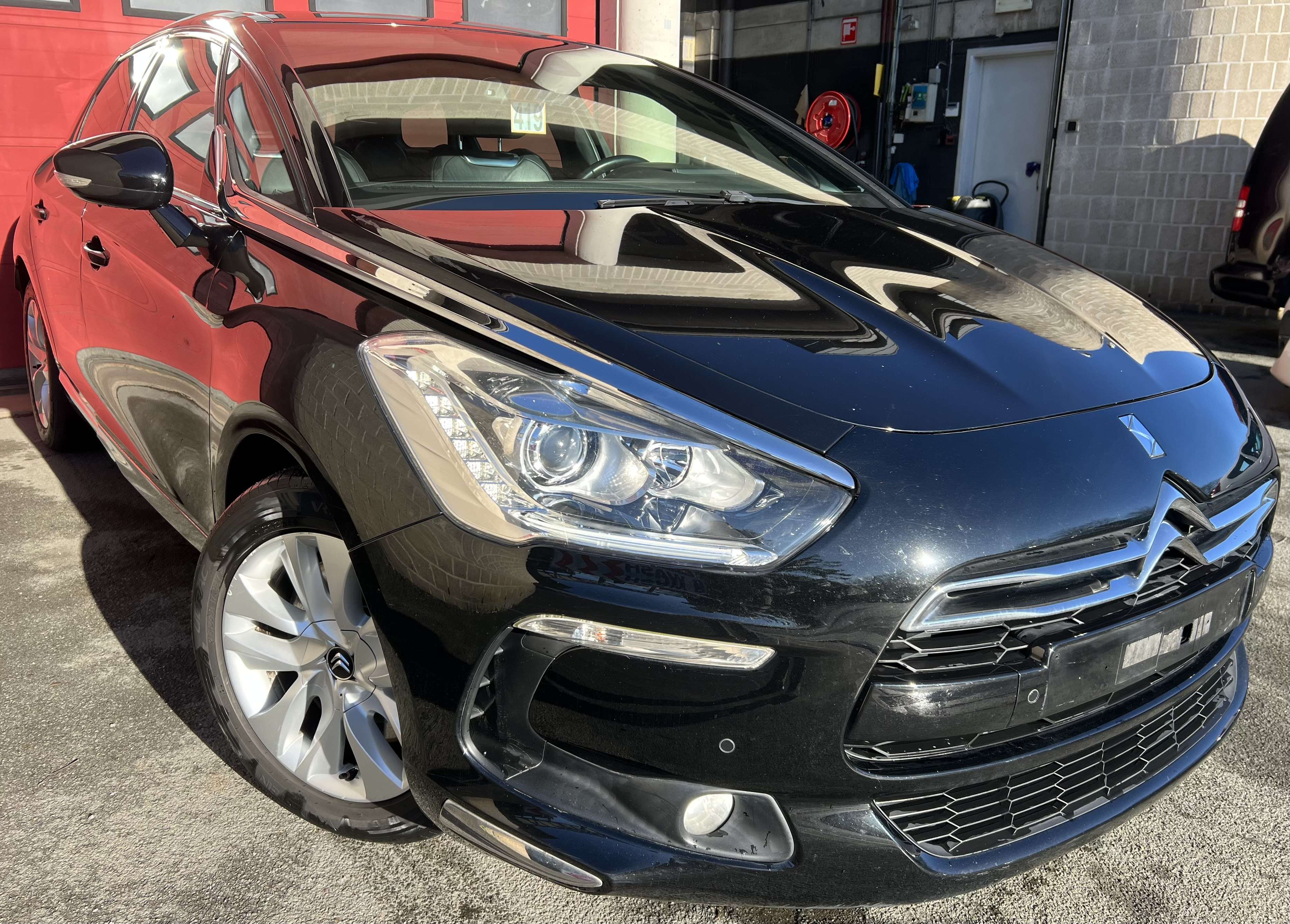 Citroen DS5 2.0 HDi  Hybrid 4 Be Chic +CAR-PASS +NAVI +CUIR