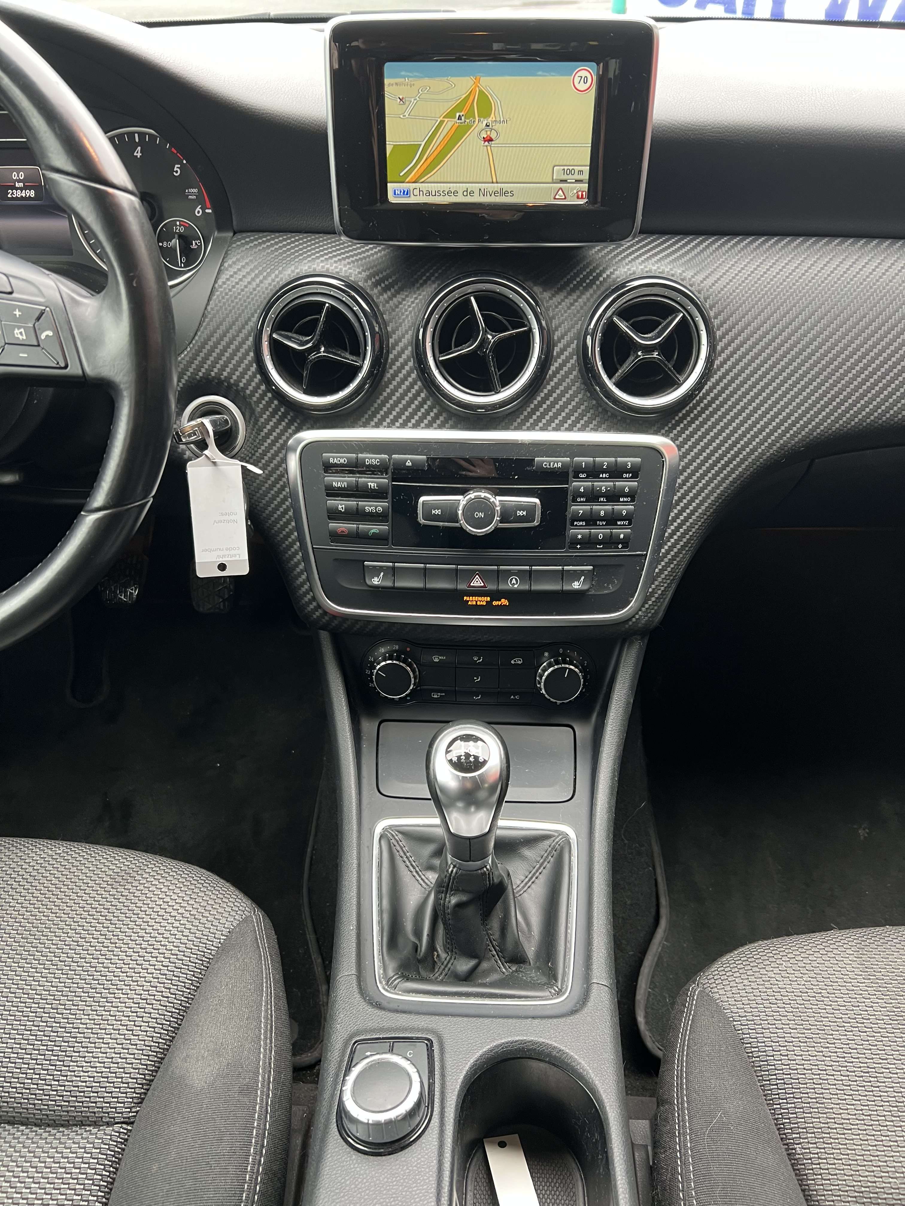 Mercedes-Benz GLA 180 d + NAVIGATION + CLIM