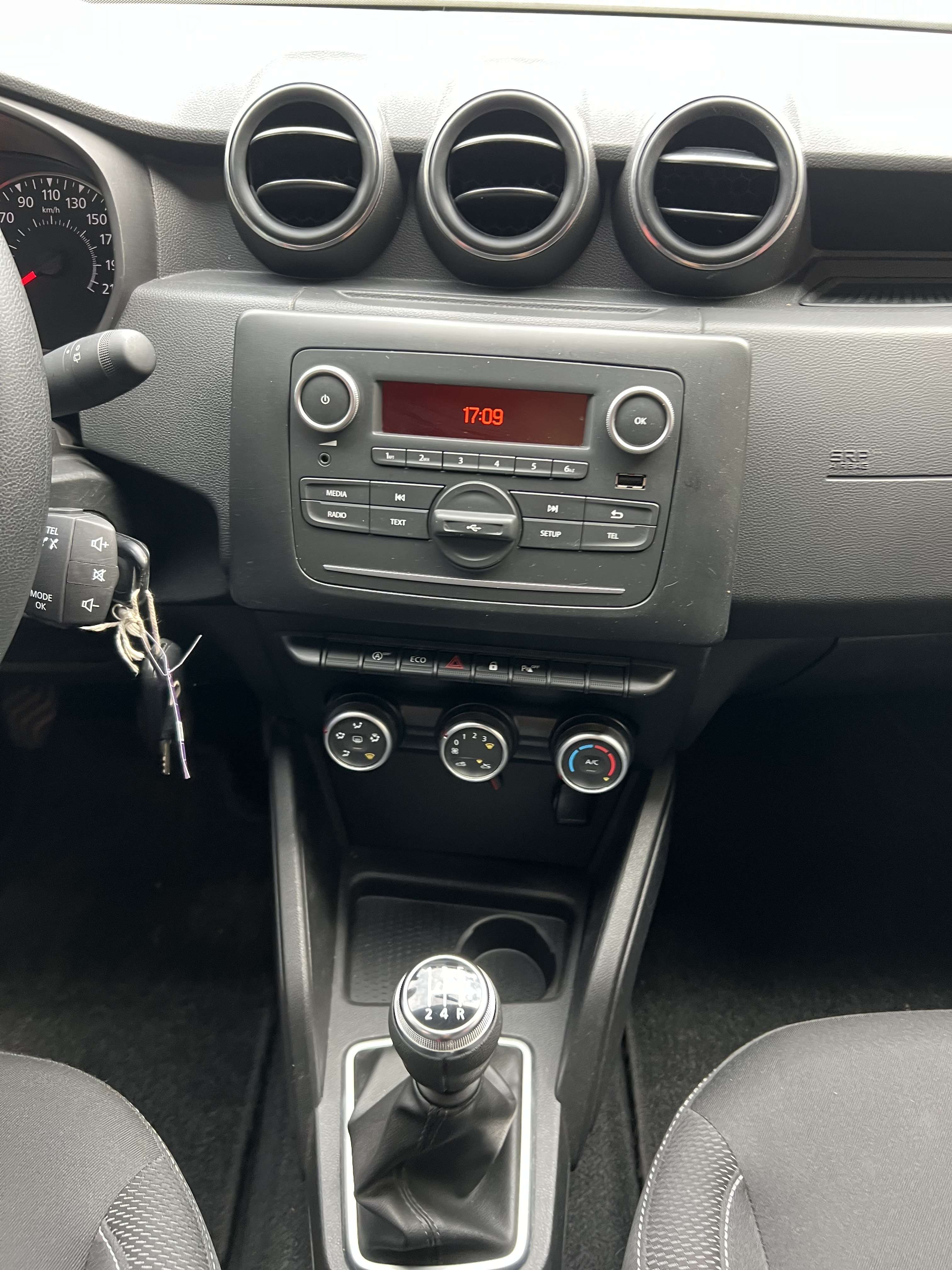 Dacia Duster 1.0 TCe Comfort + CLIM + CAR-PASS