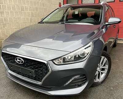 Hyundai i30 SW 1.0 T-GDi Twist + CLIM + NAVI + CAR-PASS