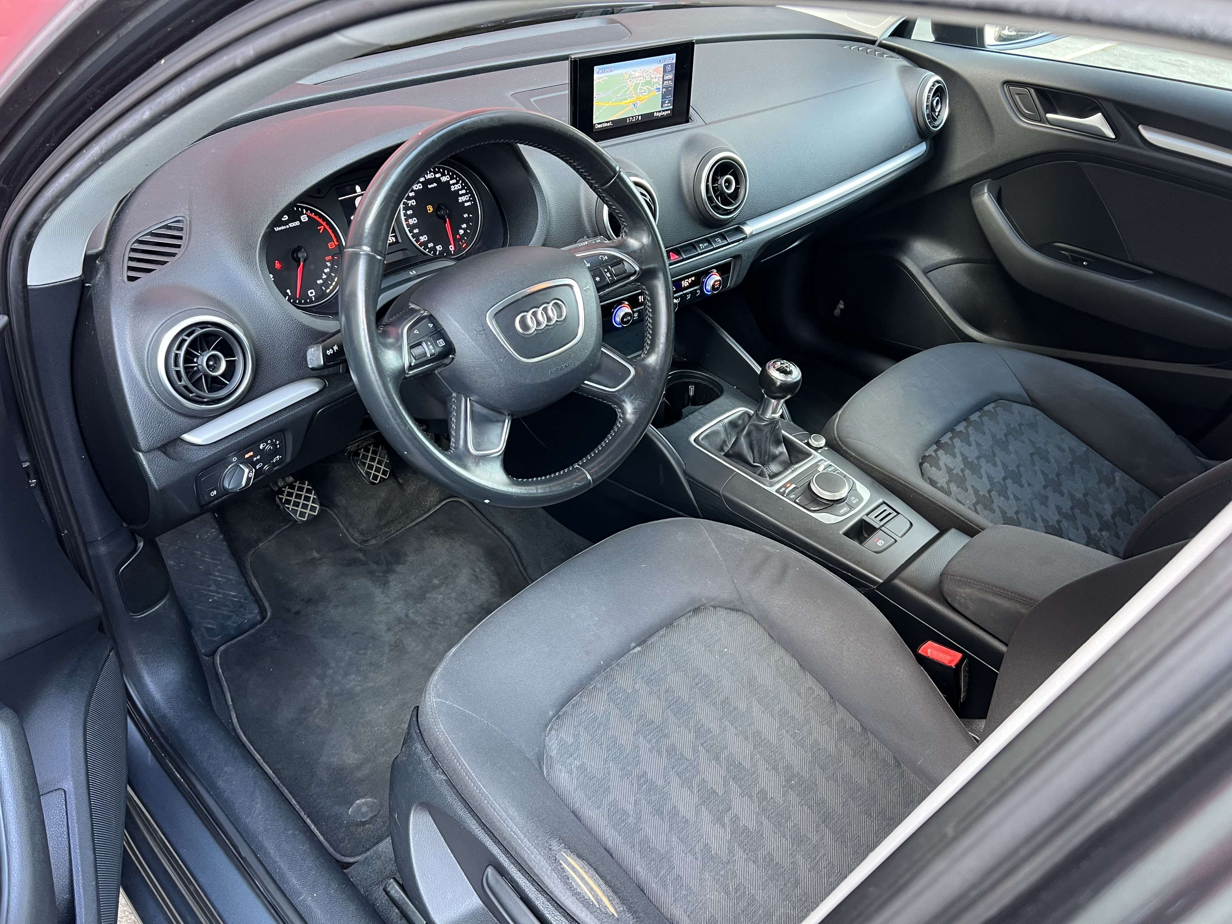 Audi A3 Sportback 1.2 TFSI Ambition + CAR-PASS + NAVI