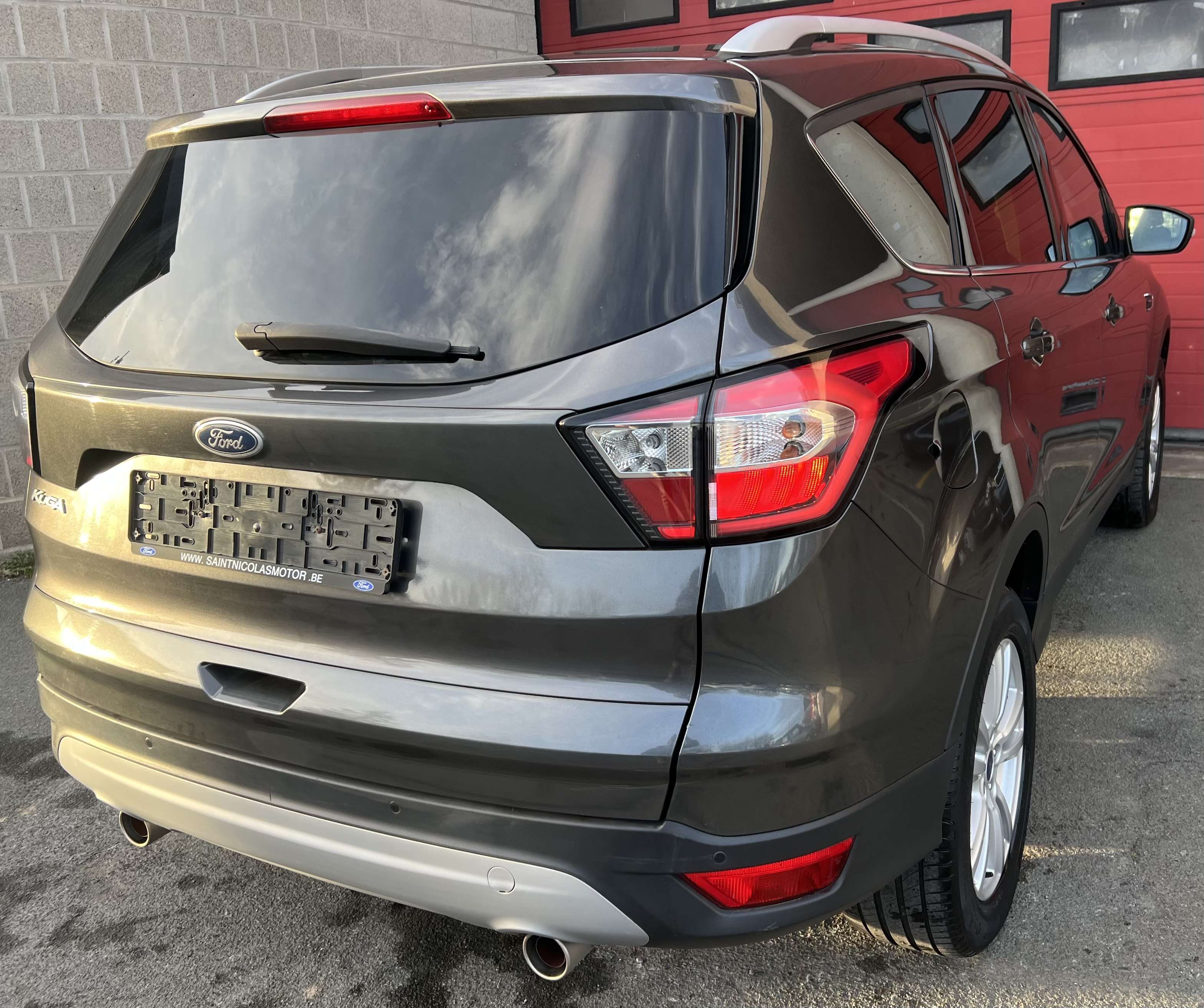 Ford Kuga 1.5 EcoBoost ECO FWD Business + NAVI + CAR-PASS