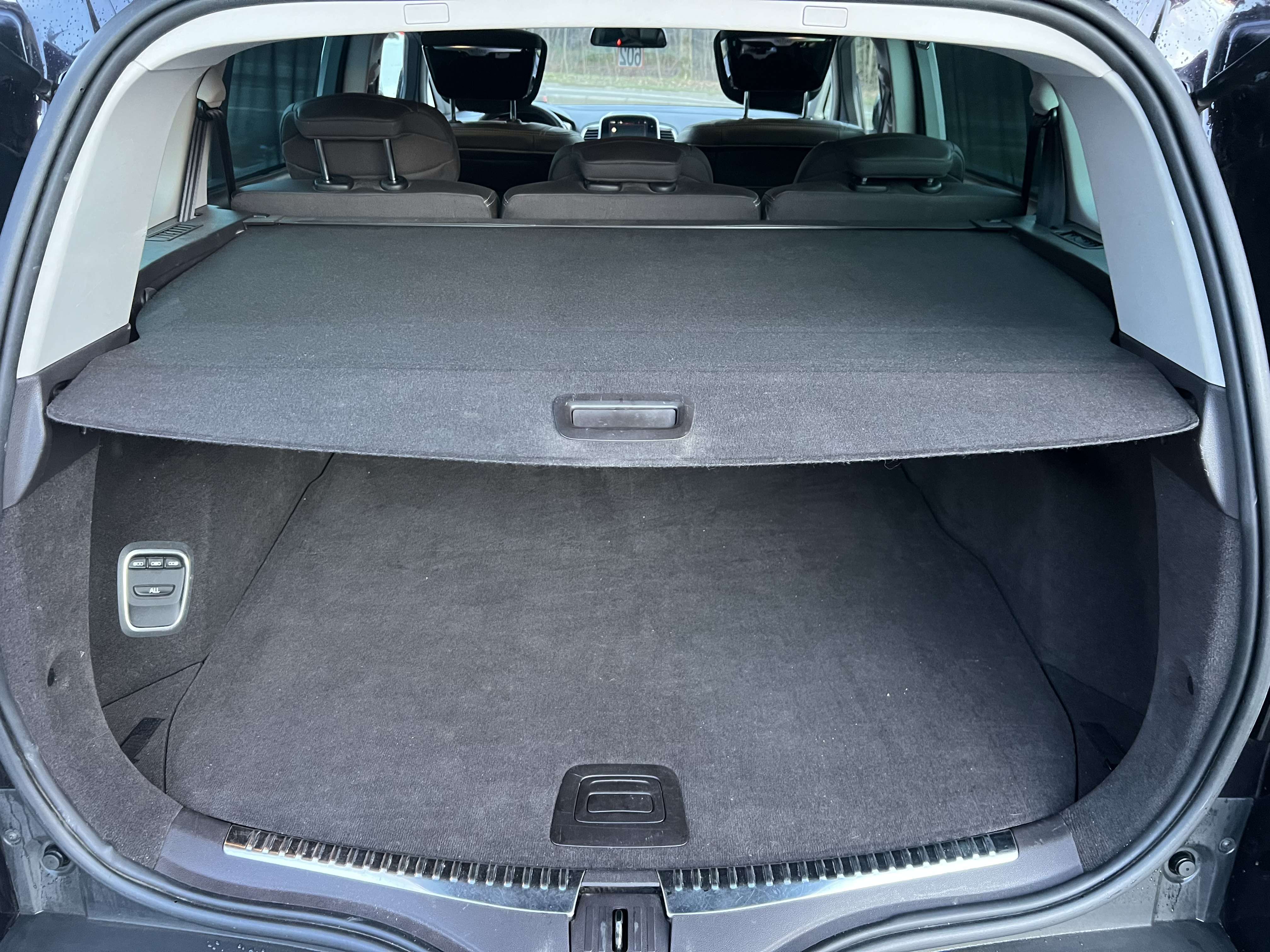 Renault Espace 1.6 dCi Energy Initiale Paris EDC