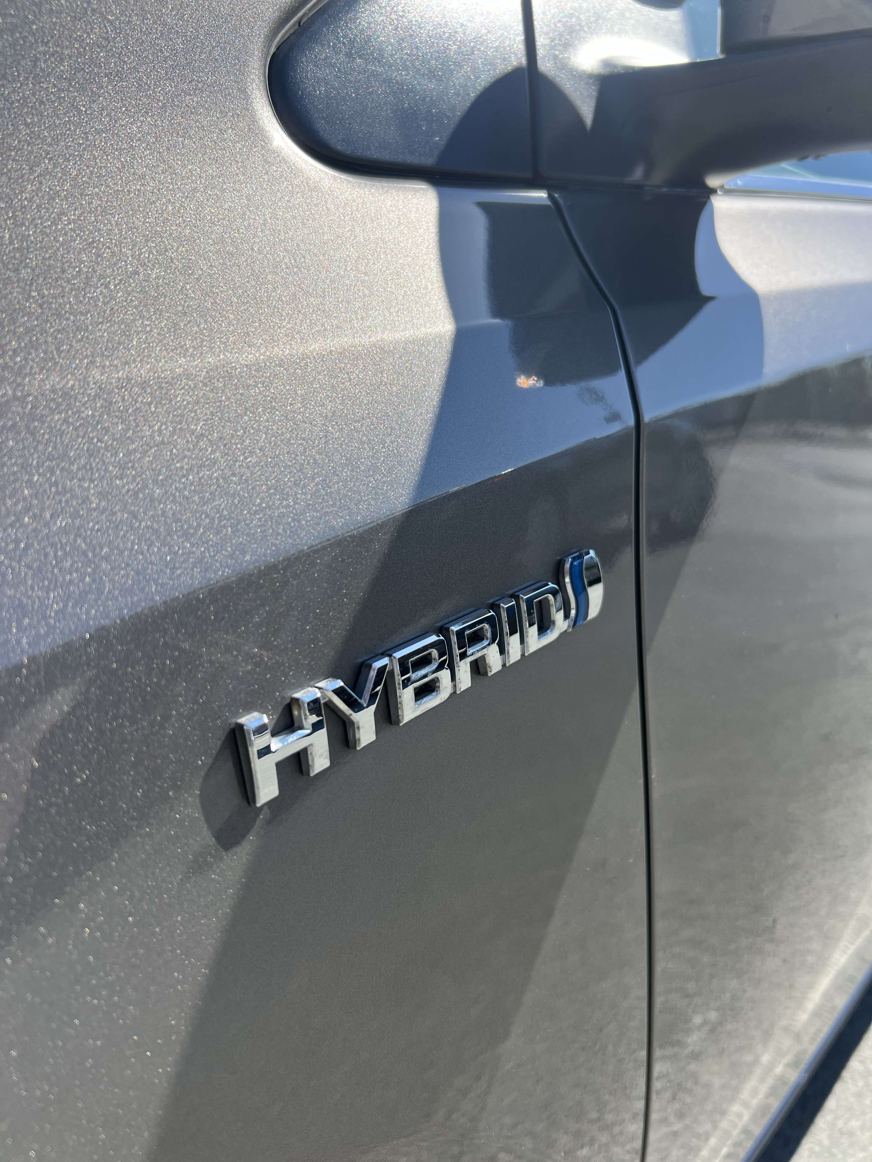 Toyota Auris HEV 1.8i HSD Active E-CVT + CARNET + CAMÉRA
