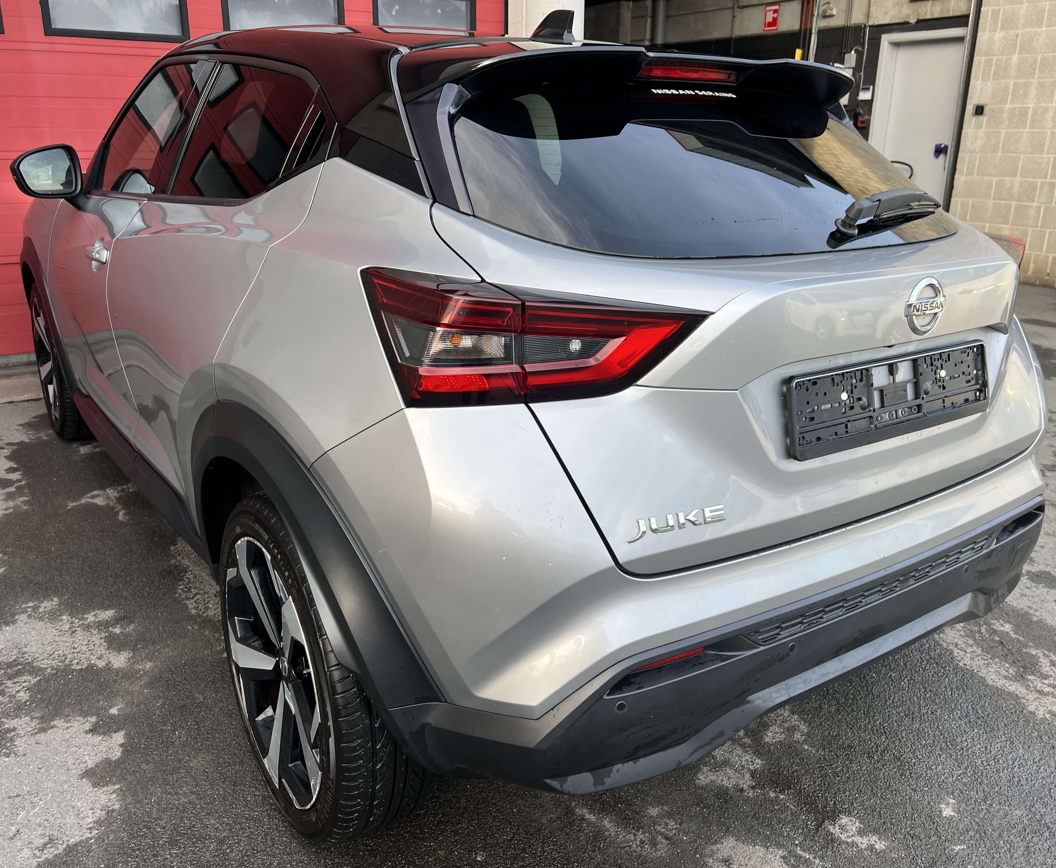 Nissan Juke 1.0 DIG-T 2WD Business Edition + CAMÉRA + NAVI