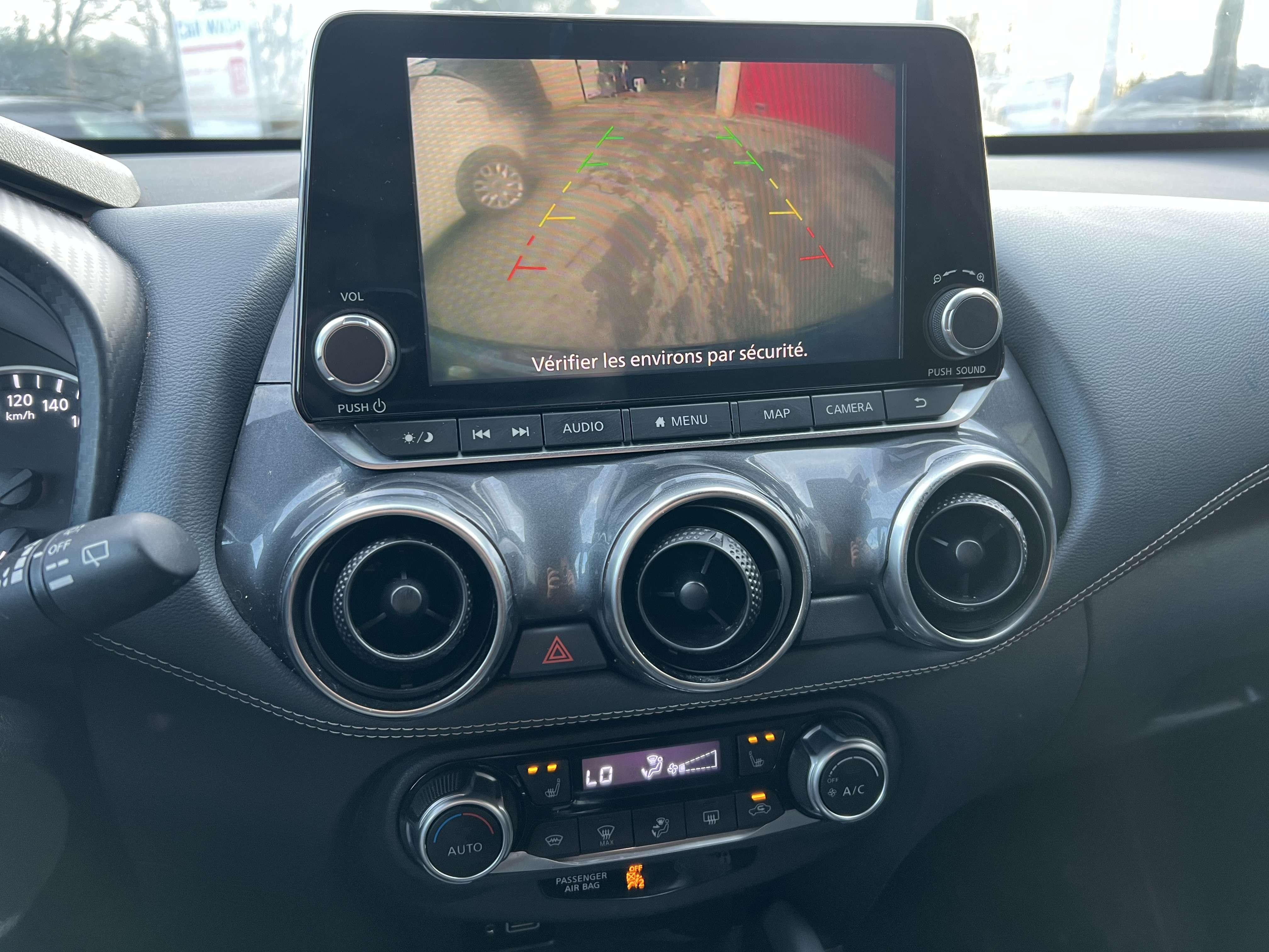 Nissan Juke 1.0 DIG-T 2WD Business Edition + CAMÉRA + NAVI