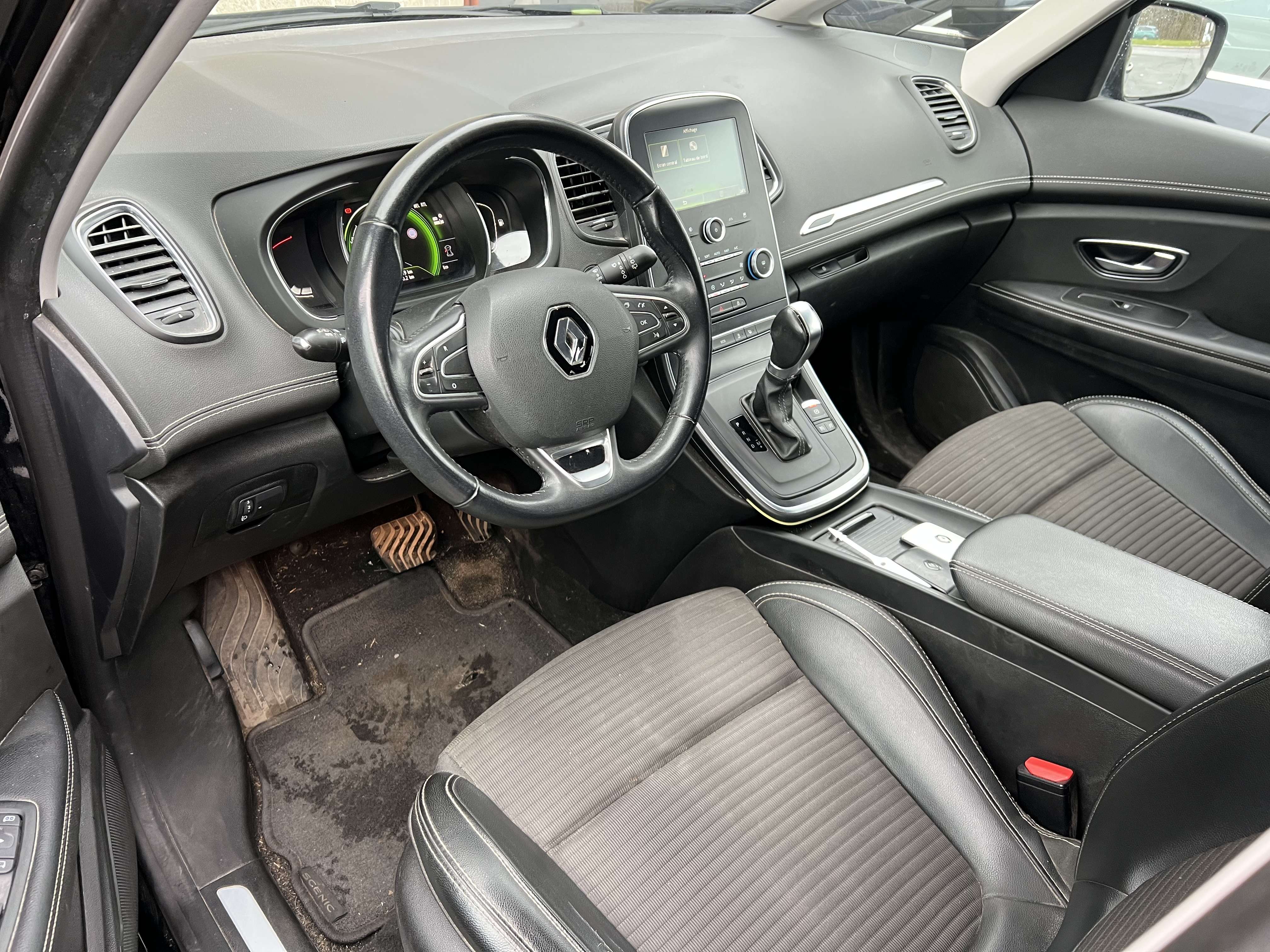 Renault Grand Scenic 1.5 dCi Energy Intens EDC + 7 PL + NAVI + CAMÉRA