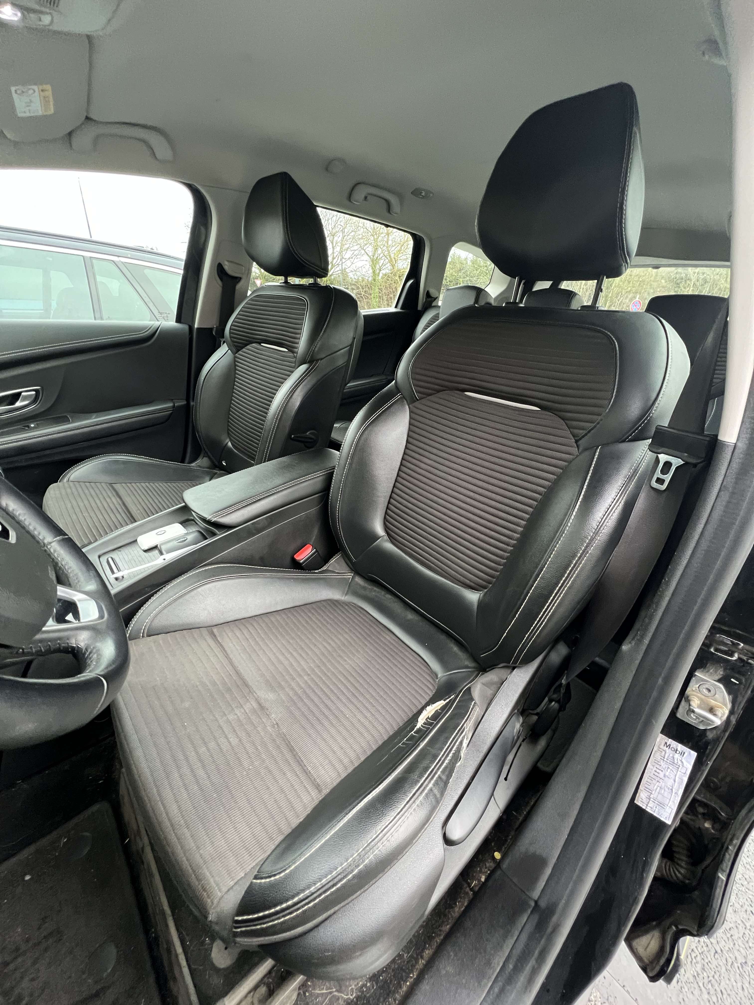 Renault Grand Scenic 1.5 dCi Energy Intens EDC + 7 PL + NAVI + CAMÉRA