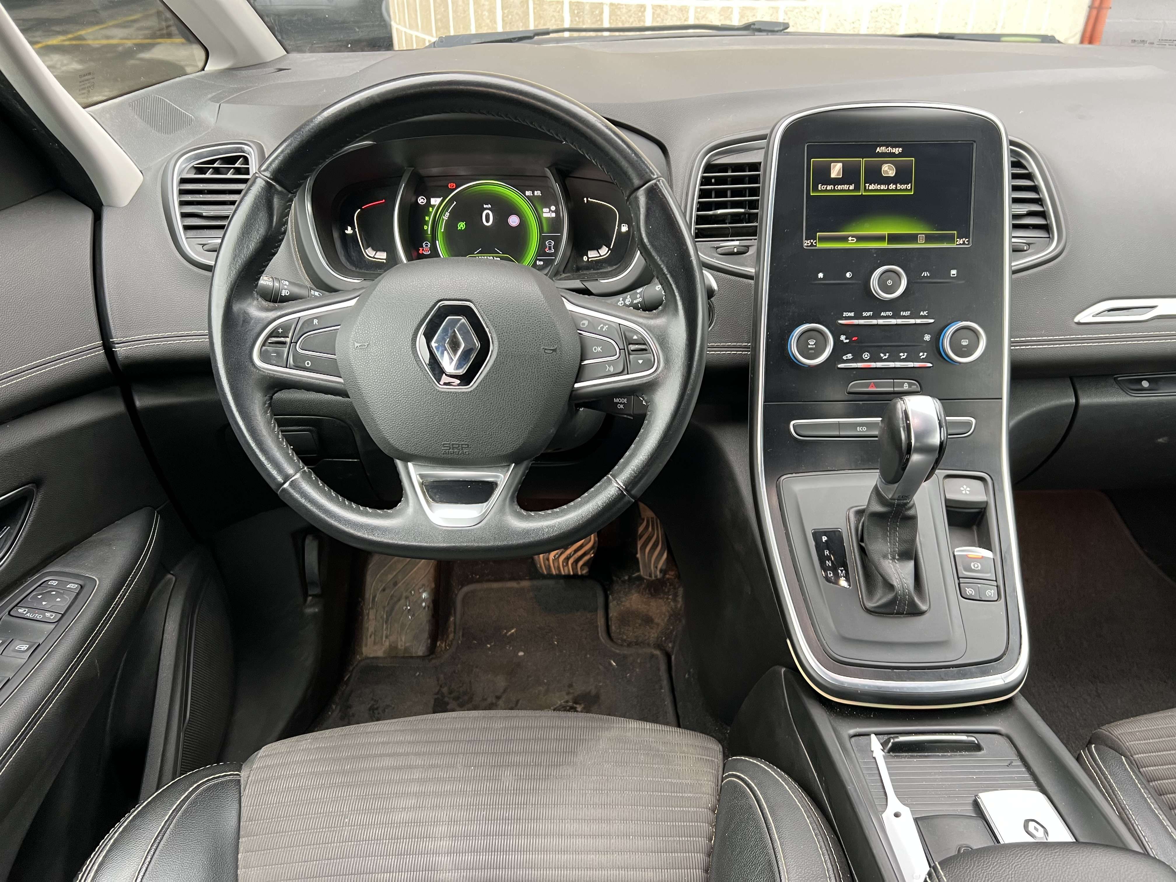 Renault Grand Scenic 1.5 dCi Energy Intens EDC + 7 PL + NAVI + CAMÉRA