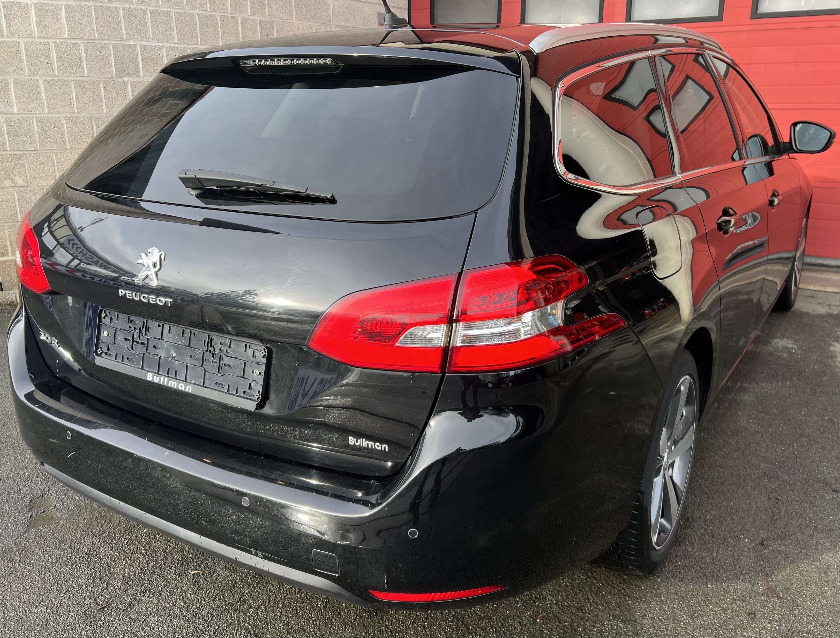 Peugeot 308 SW 1.5 BlueHDi Active + NAVI + CAMÉRA + BOITE AUTO