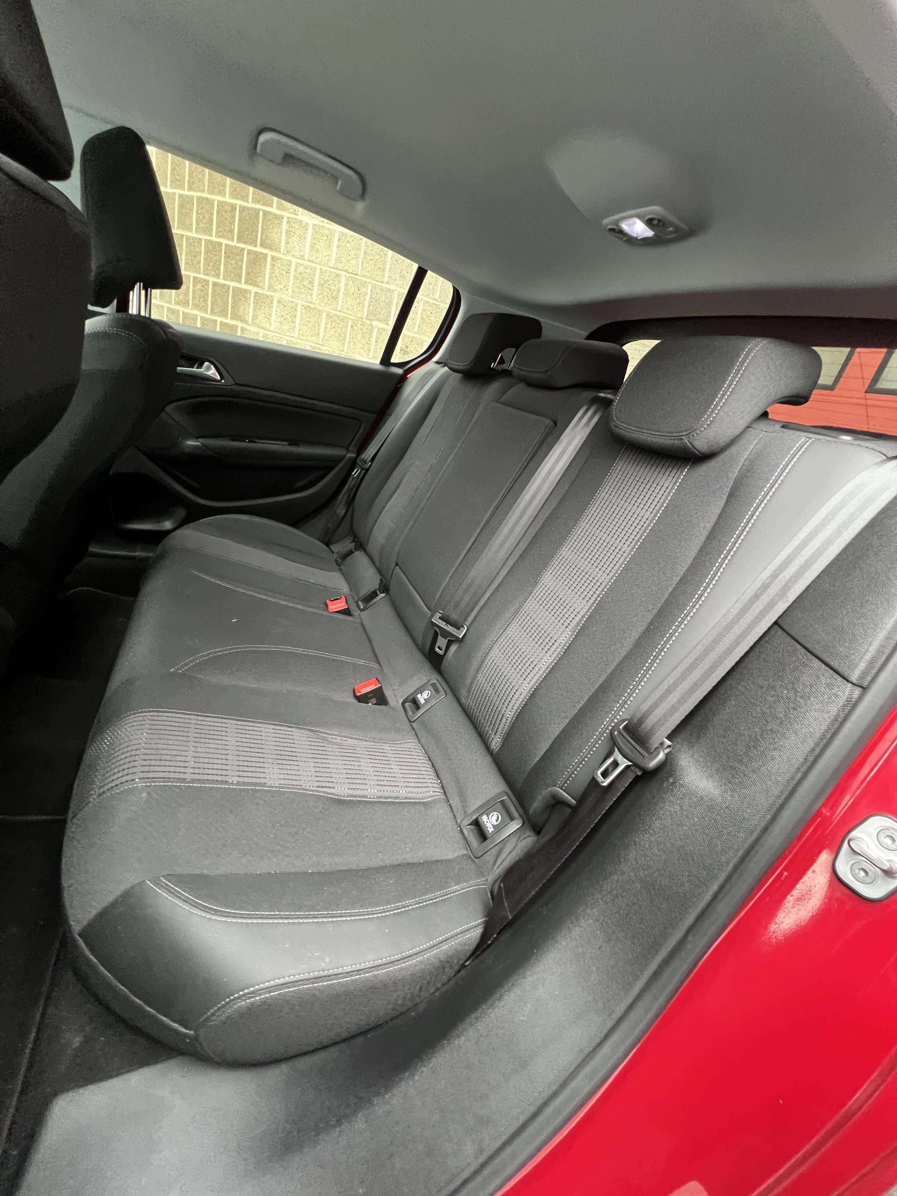 Peugeot 308 1.5 BlueHDi Active Pack S + CAMÉRA + NAVIGATION