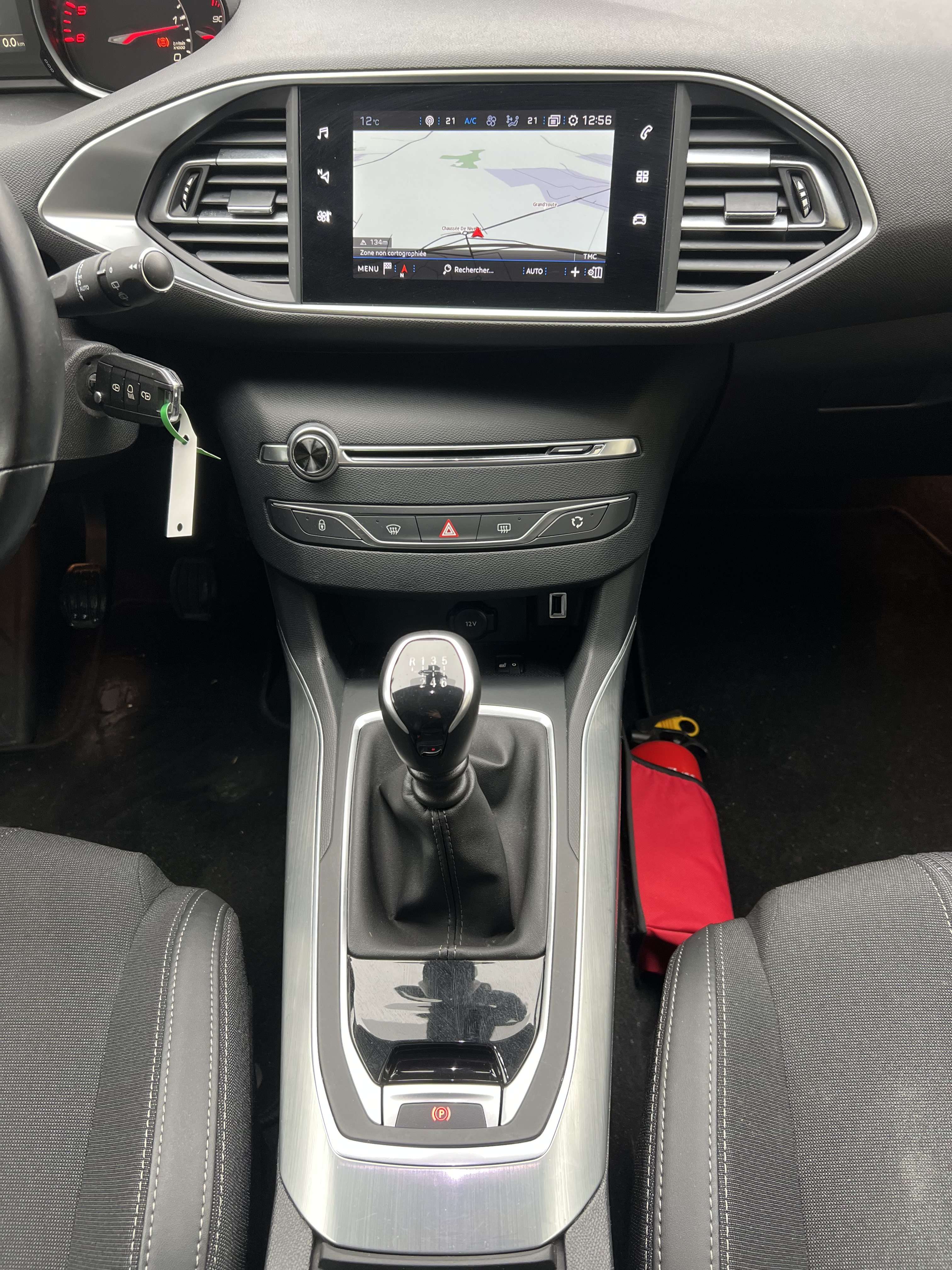 Peugeot 308 1.5 BlueHDi Active Pack S + CAMÉRA + NAVIGATION