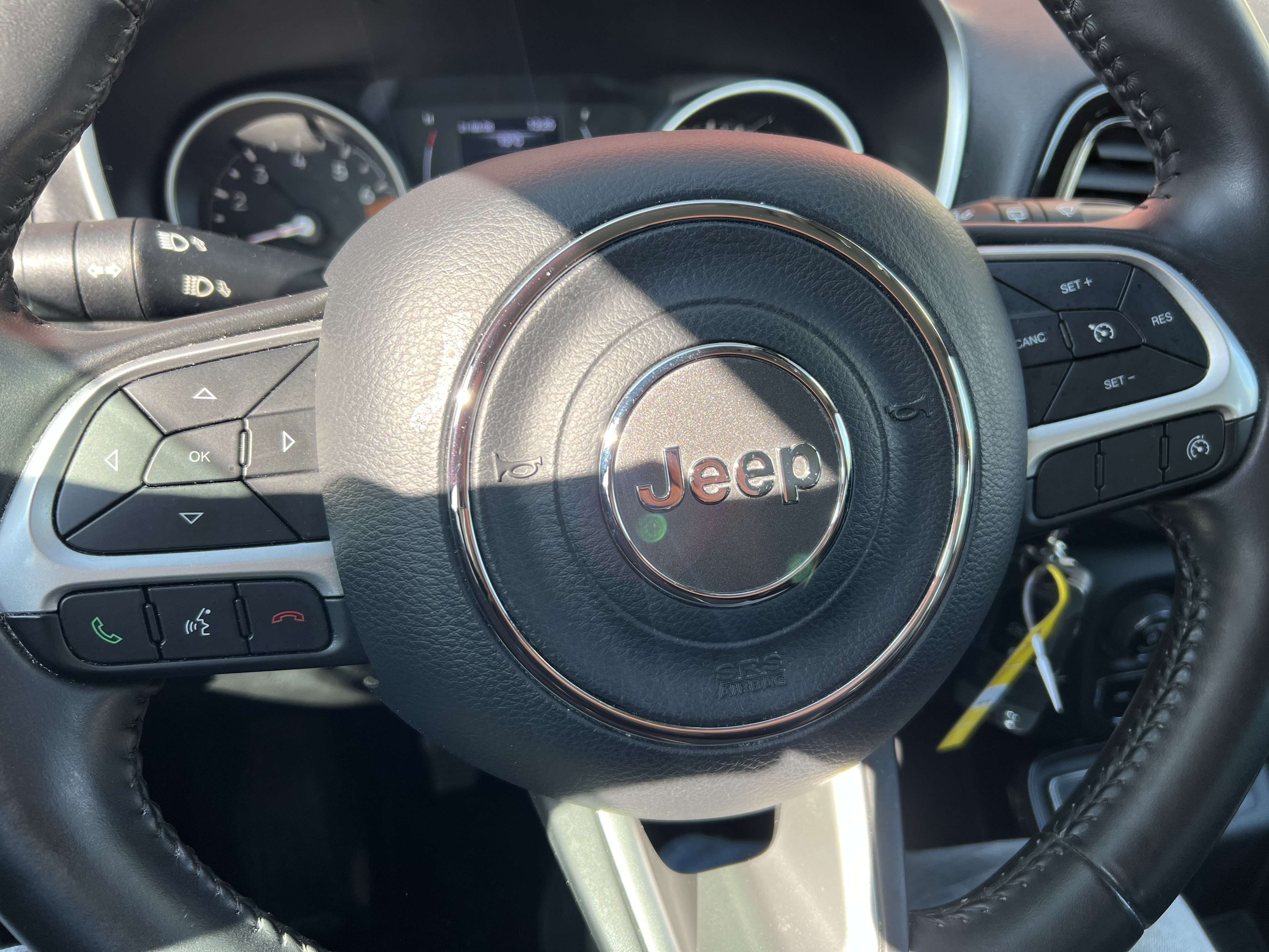 Jeep Compass 1.4 Turbo 4x2 Longitude + CAMÉRA + NAVI + CAR-PASS