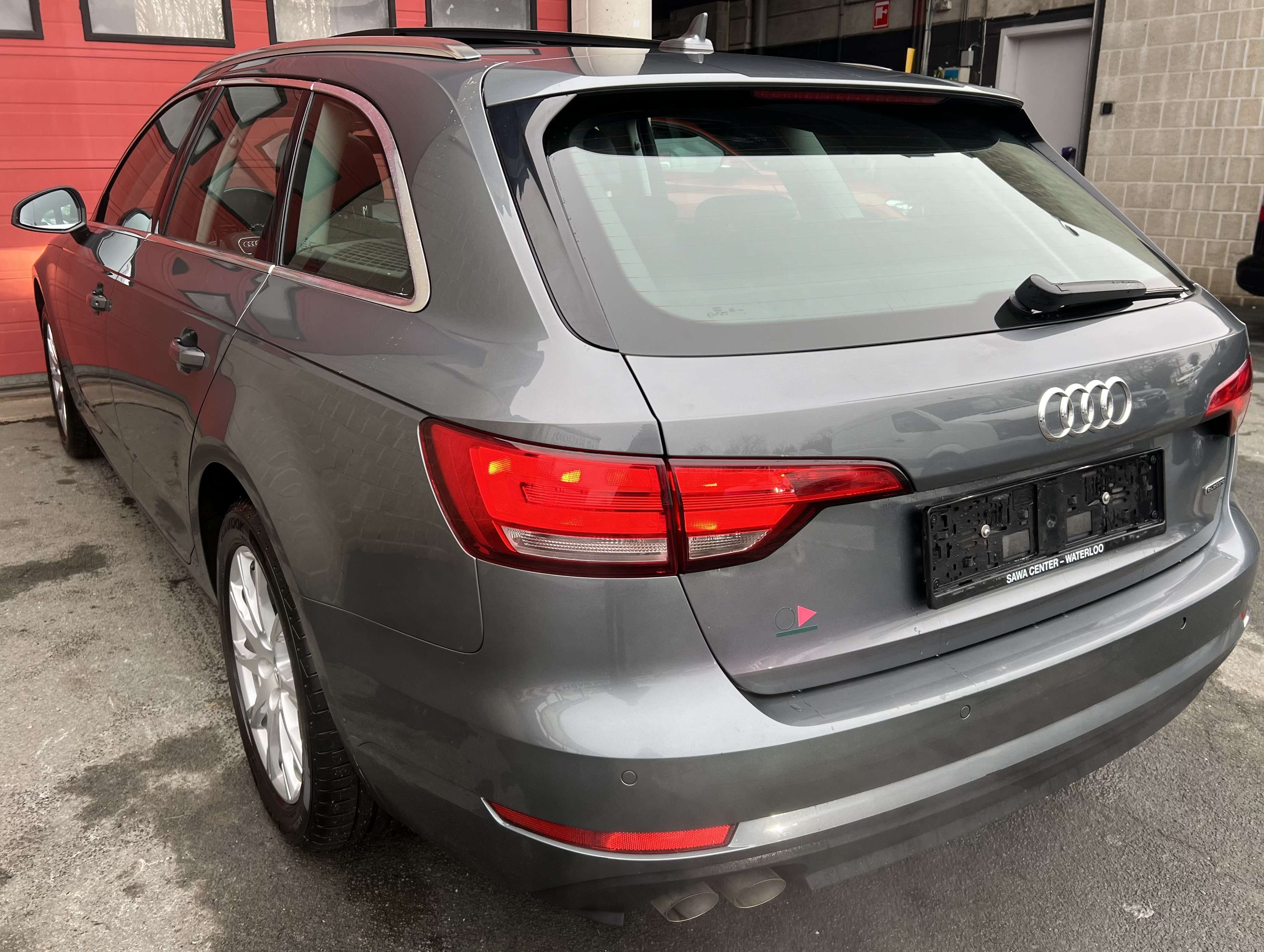 Audi A4 Avant 2.0 TDi Design S tronic + NAVI + PANO + CUIR
