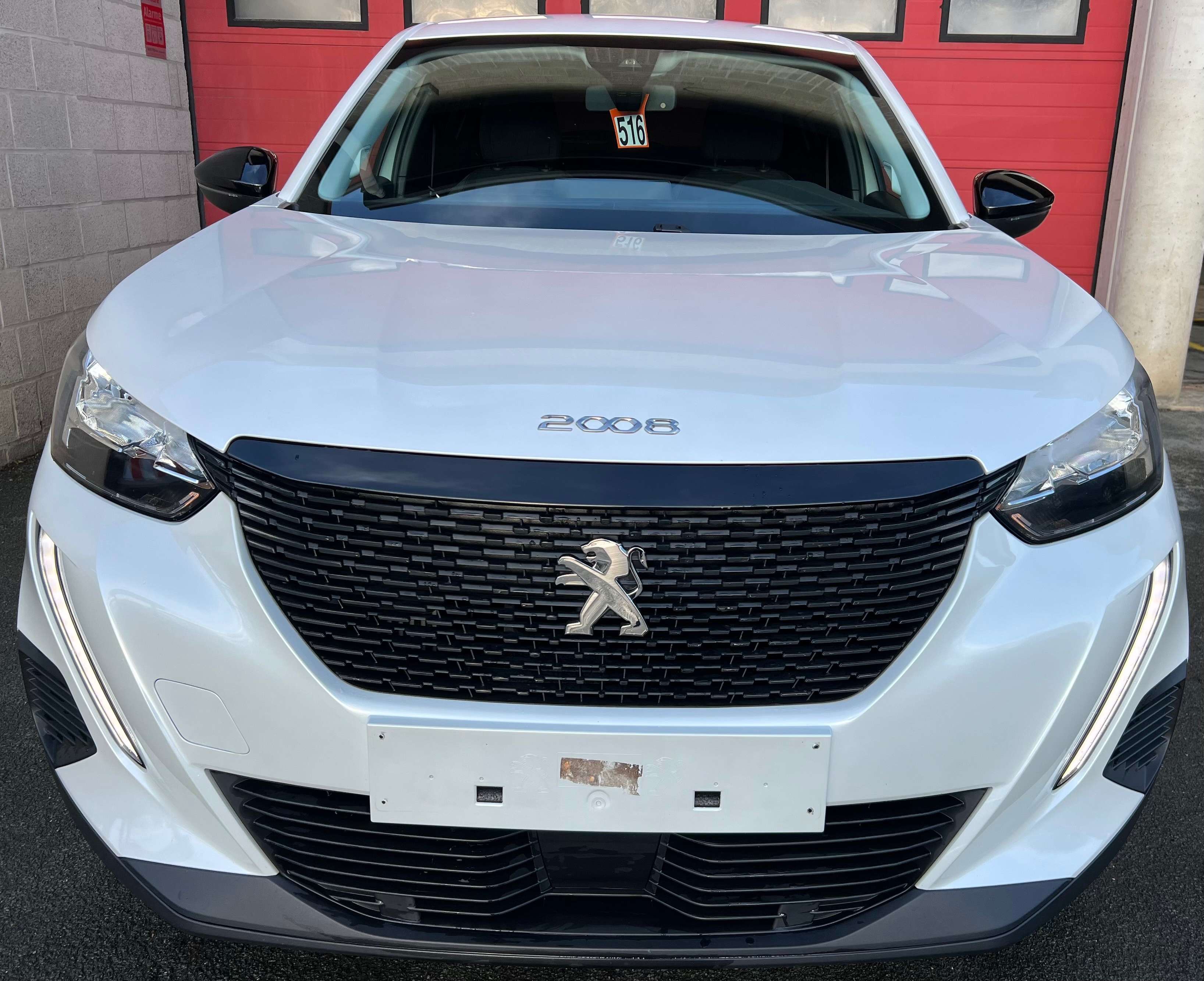 Peugeot 2008 1.2iActive Pack S + CLIM + CAR-PASS + GARANTIE
