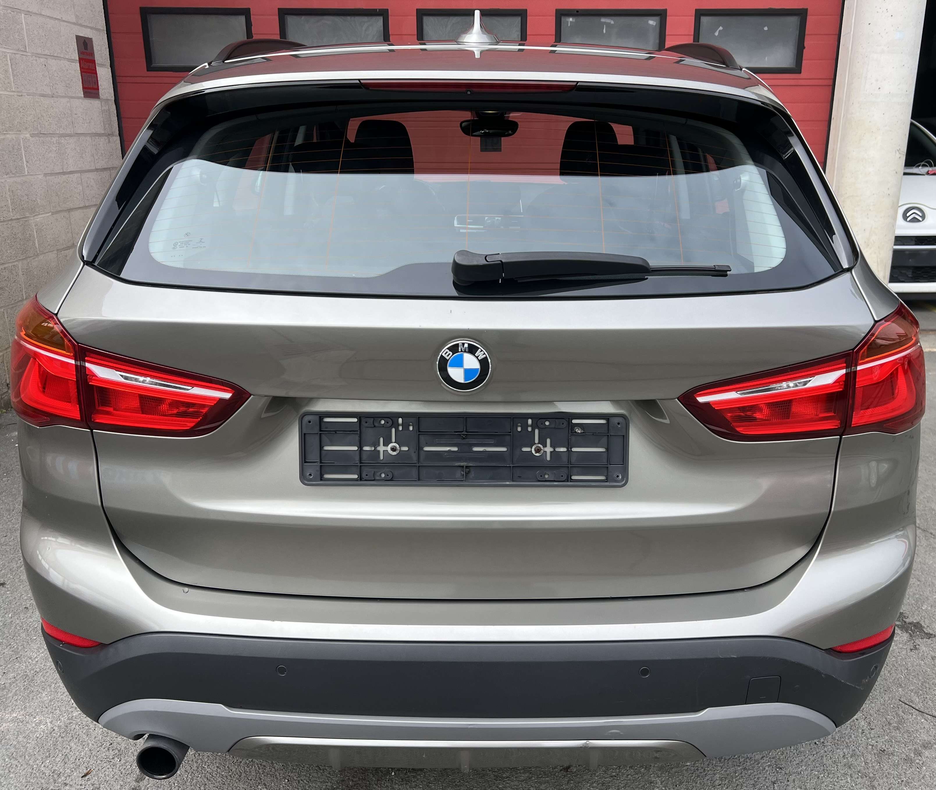 BMW X1 1.5i sDrive18 + CAR-PASS + NAVI + GARANTIE