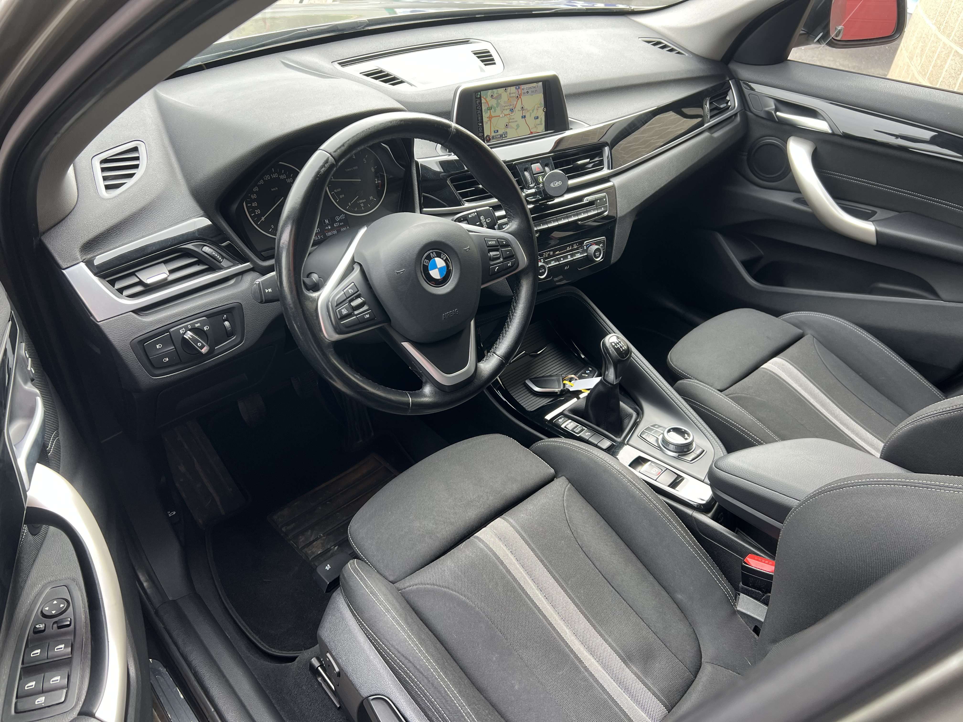 BMW X1 1.5i sDrive18 + CAR-PASS + NAVI + GARANTIE