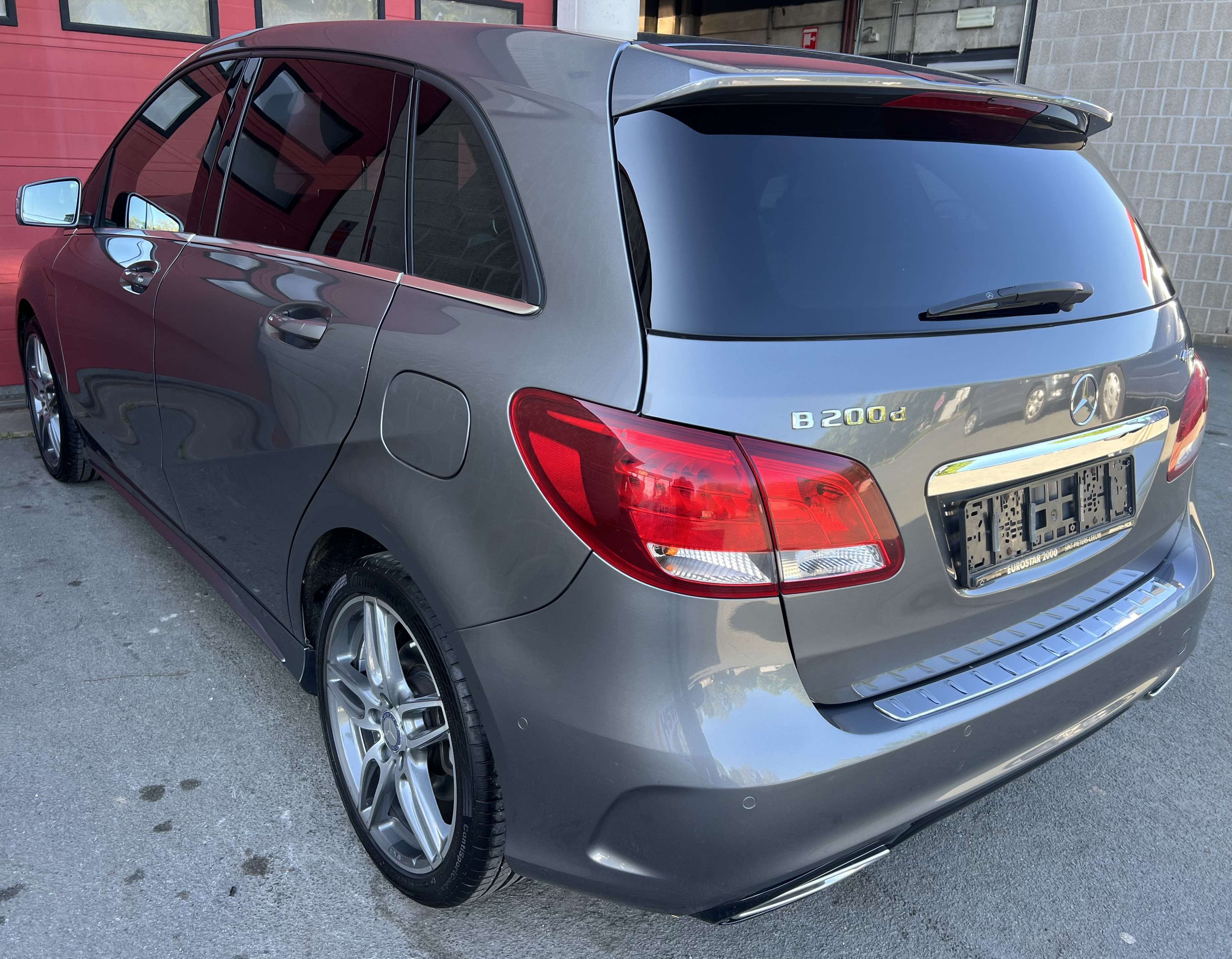 Mercedes-Benz B 200 d 4MATIC Pack AMG + CAR-PASS + NAVI + AUTOMAAT