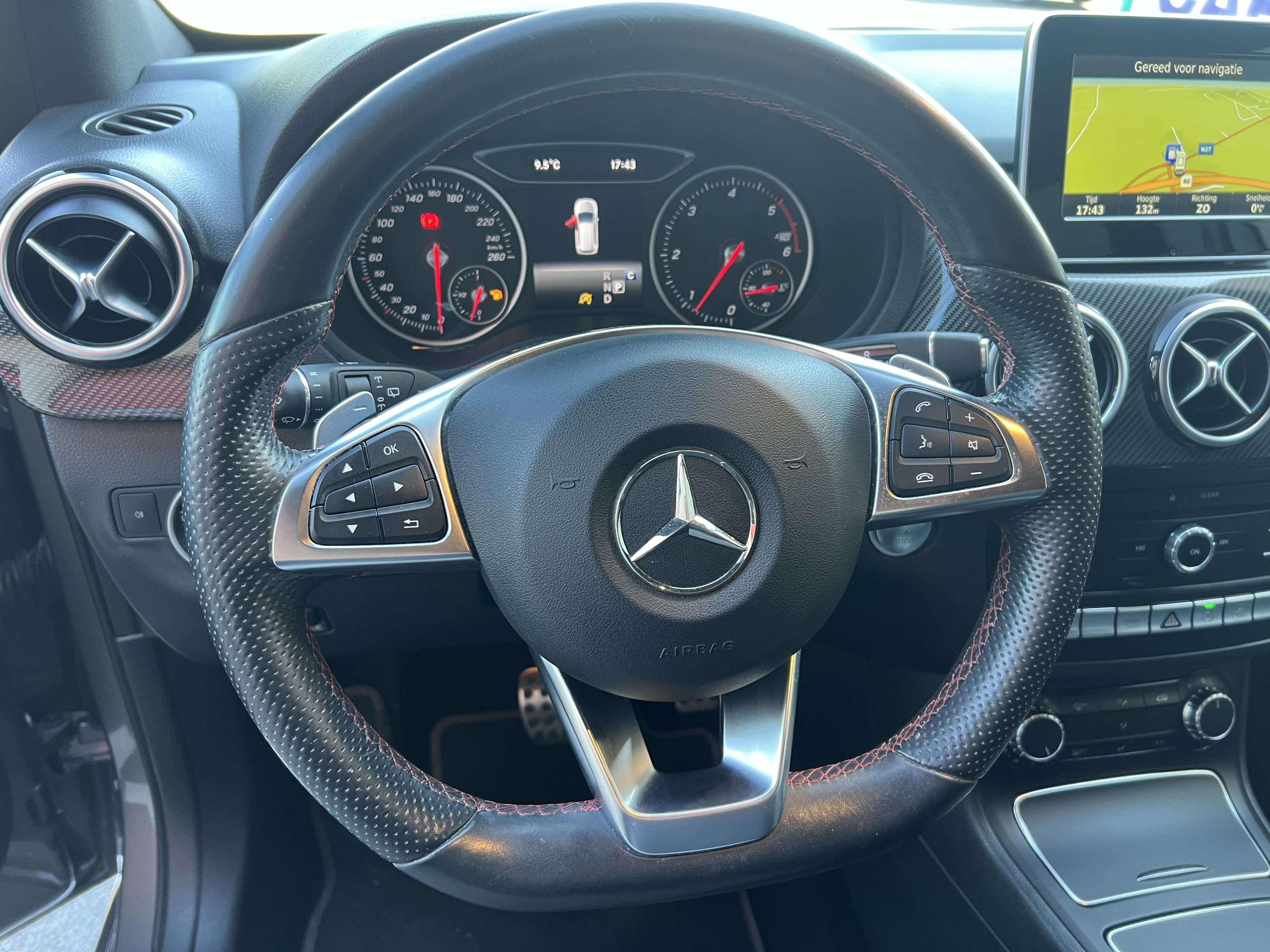 Mercedes-Benz B 200 d 4MATIC Pack AMG + CAR-PASS + NAVI + AUTOMAAT